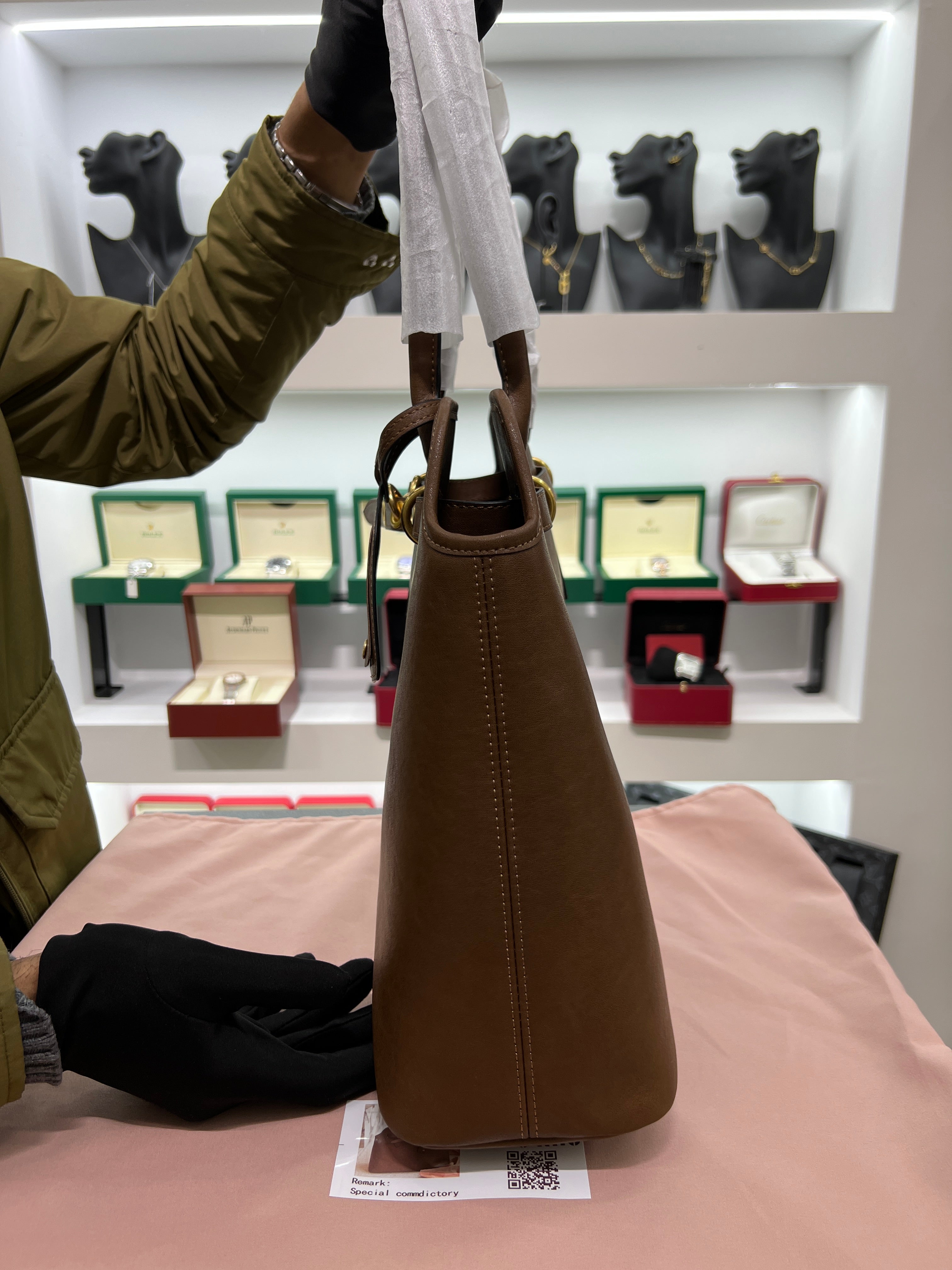 Archive Leather Top-Handle Warm Brown Bag