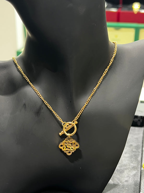 طقم مجوهرات بتصميم القفل مع خاتم | Lock Motif Jewelry Set with Ring