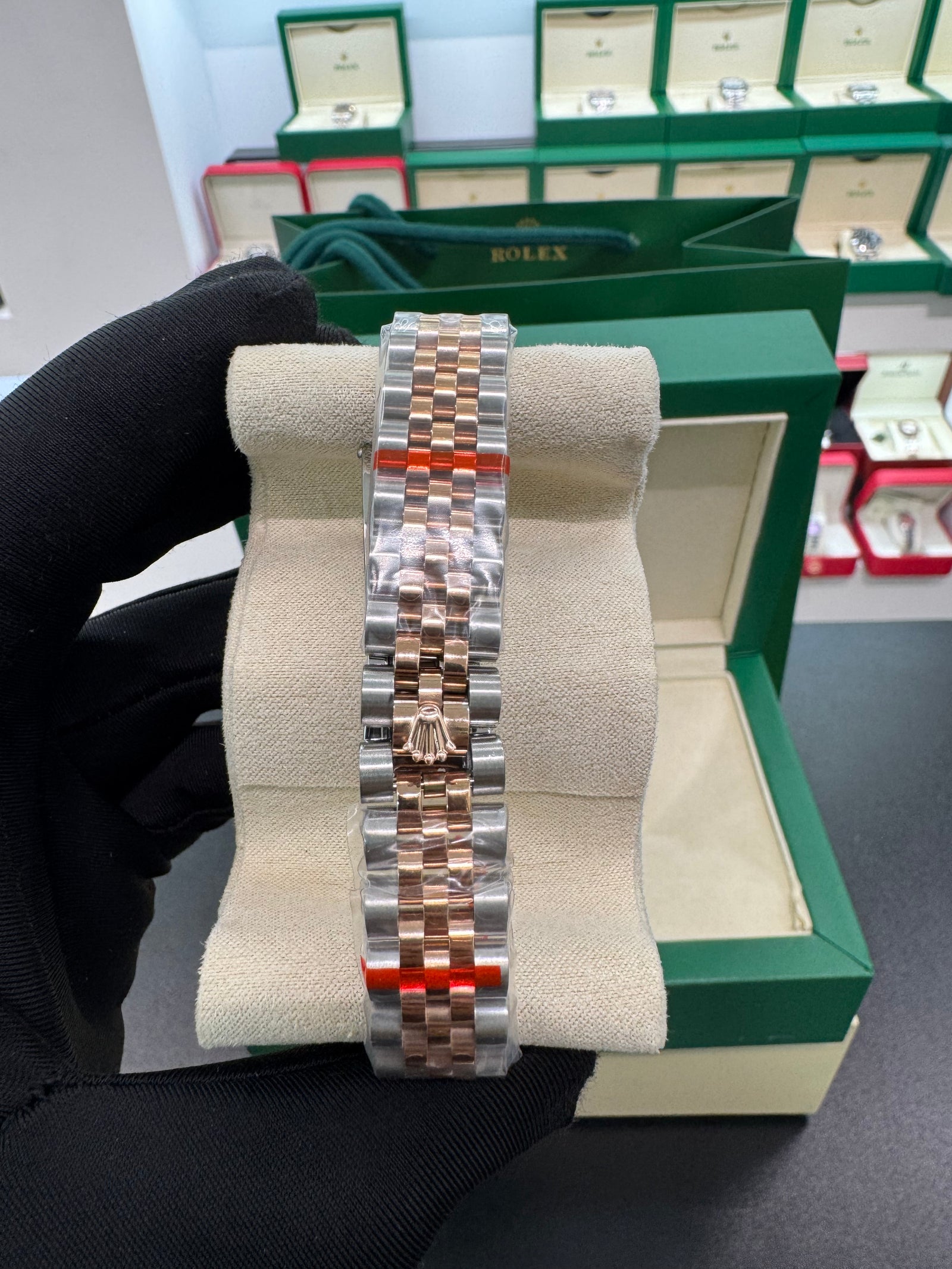 Lady-Datejust white dial size 29￼