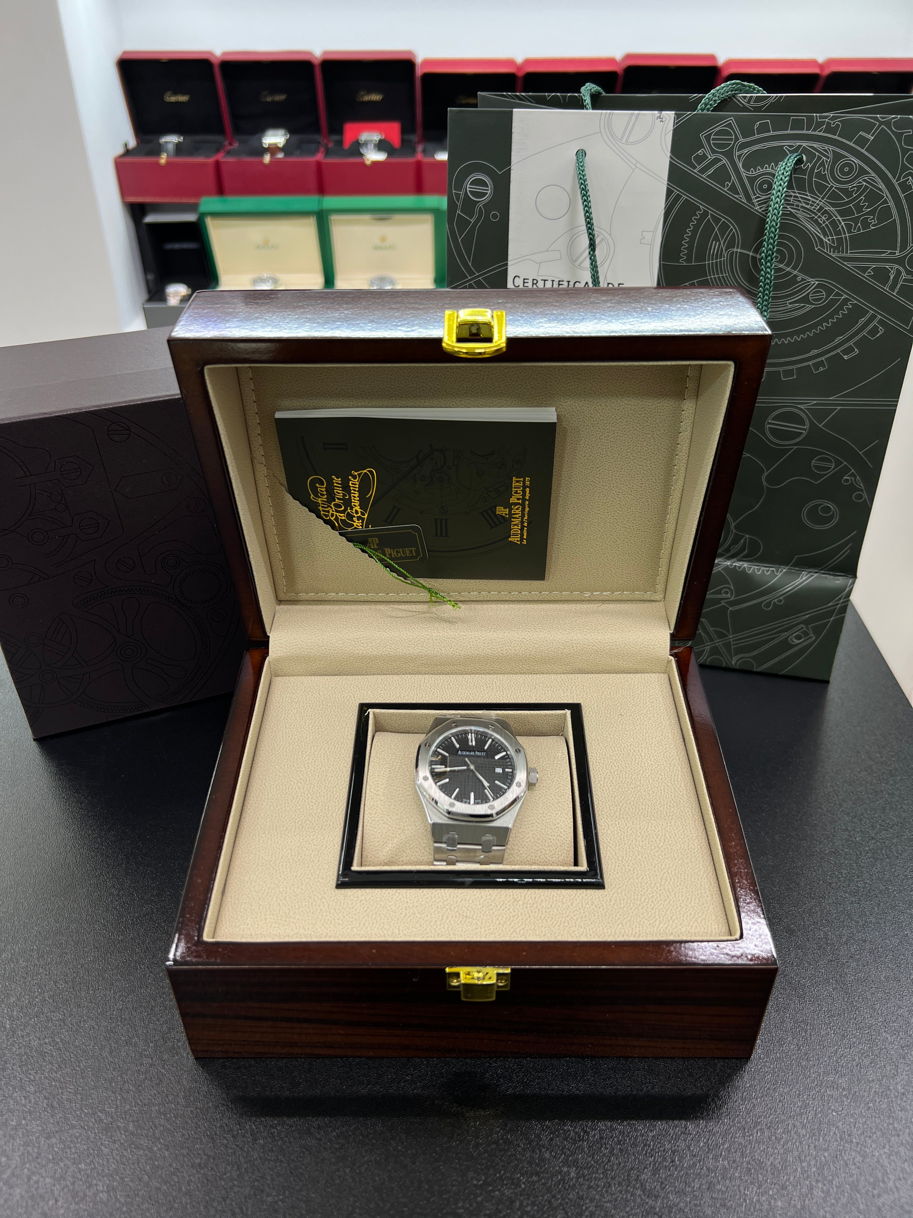 Royal Oak Automatic – Black Dial