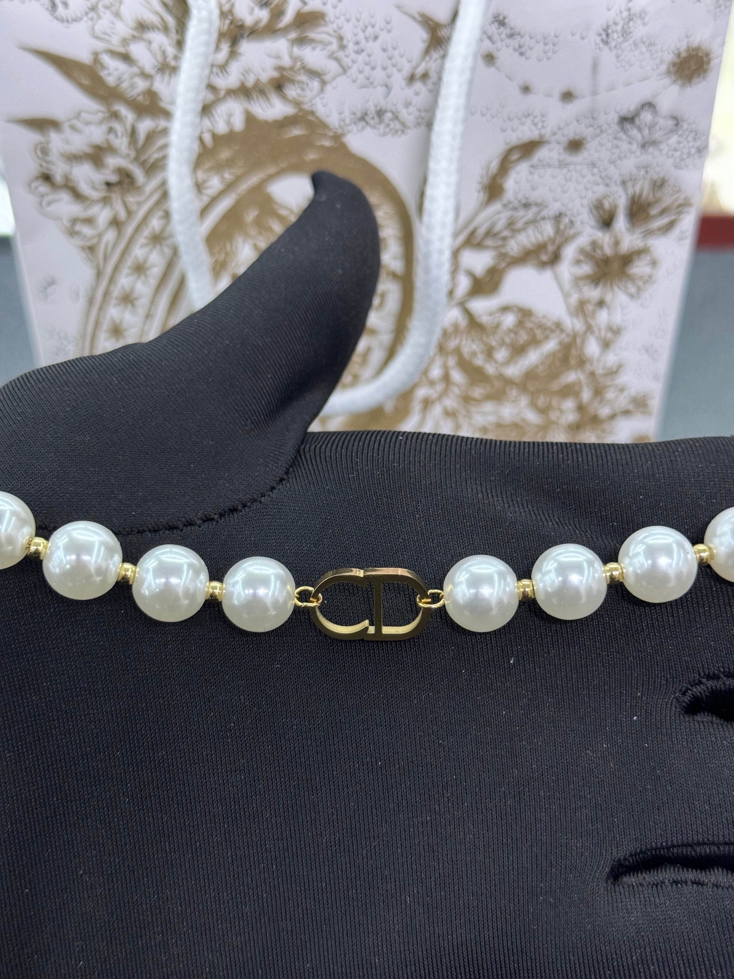 انسيال CD لؤلؤ