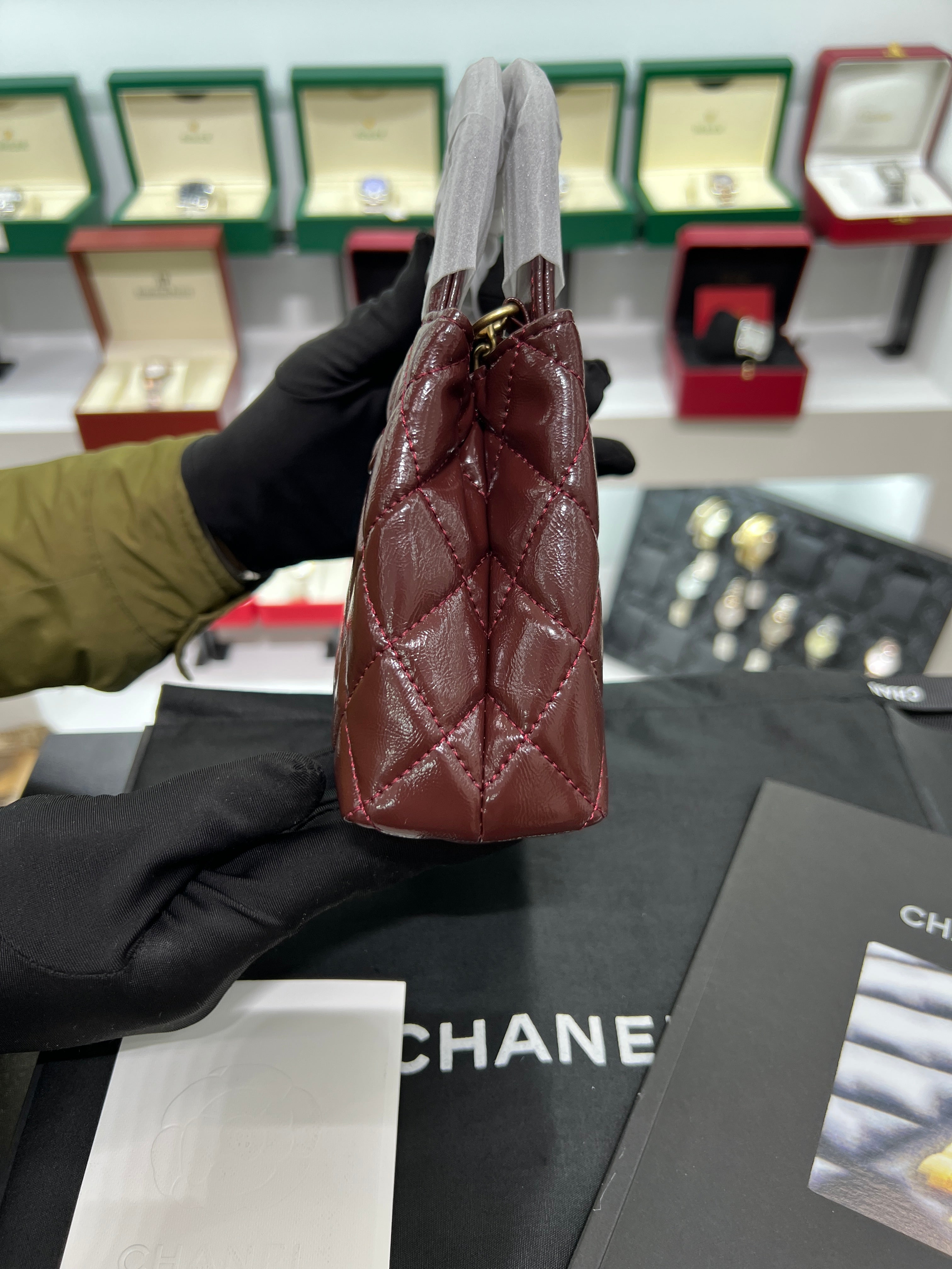 Handle Mini Flap Bag – Patent Calfskin (Burgundy)