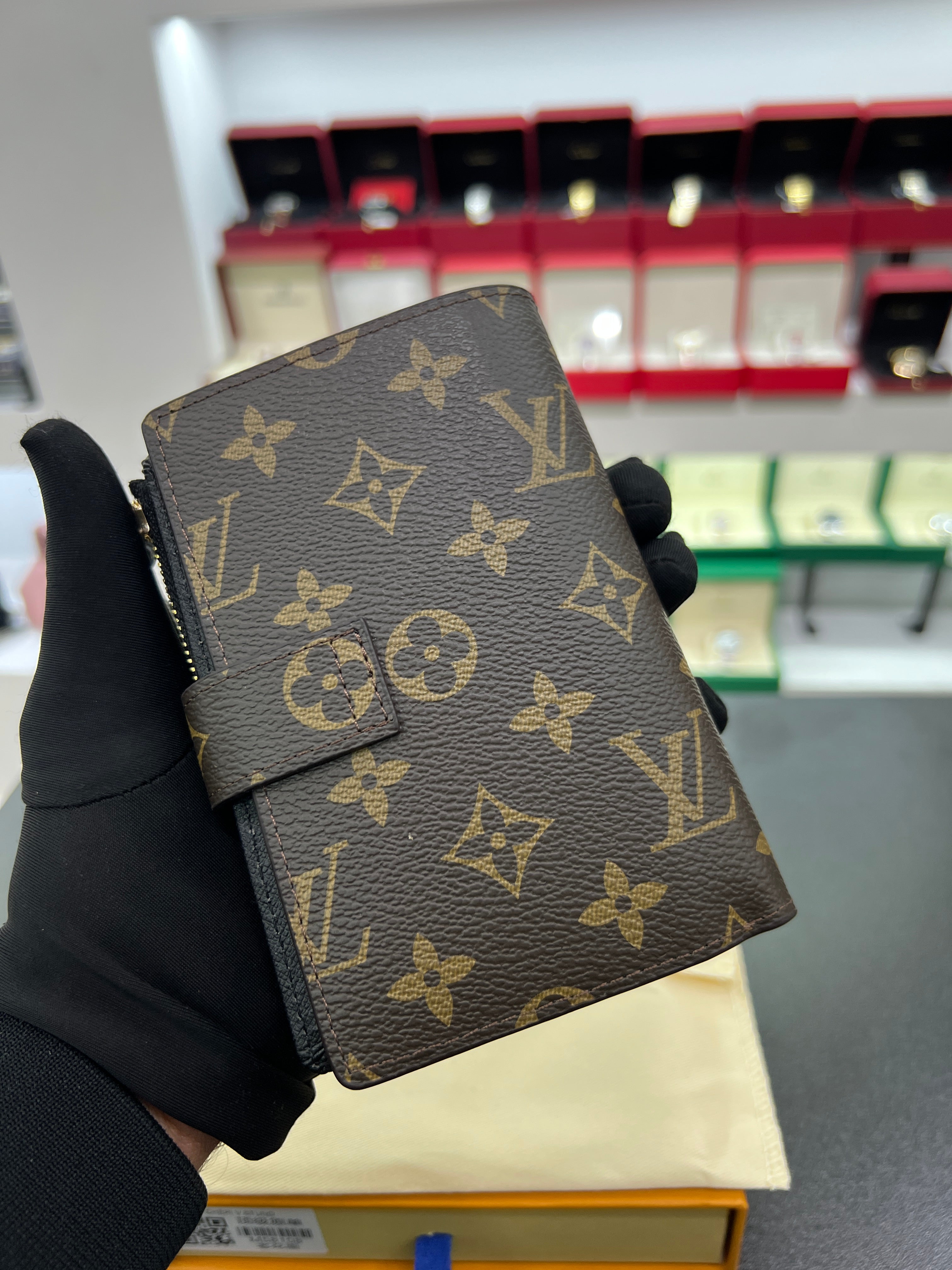 Victorine Wallet – Monogram Canvas (Black Interior)