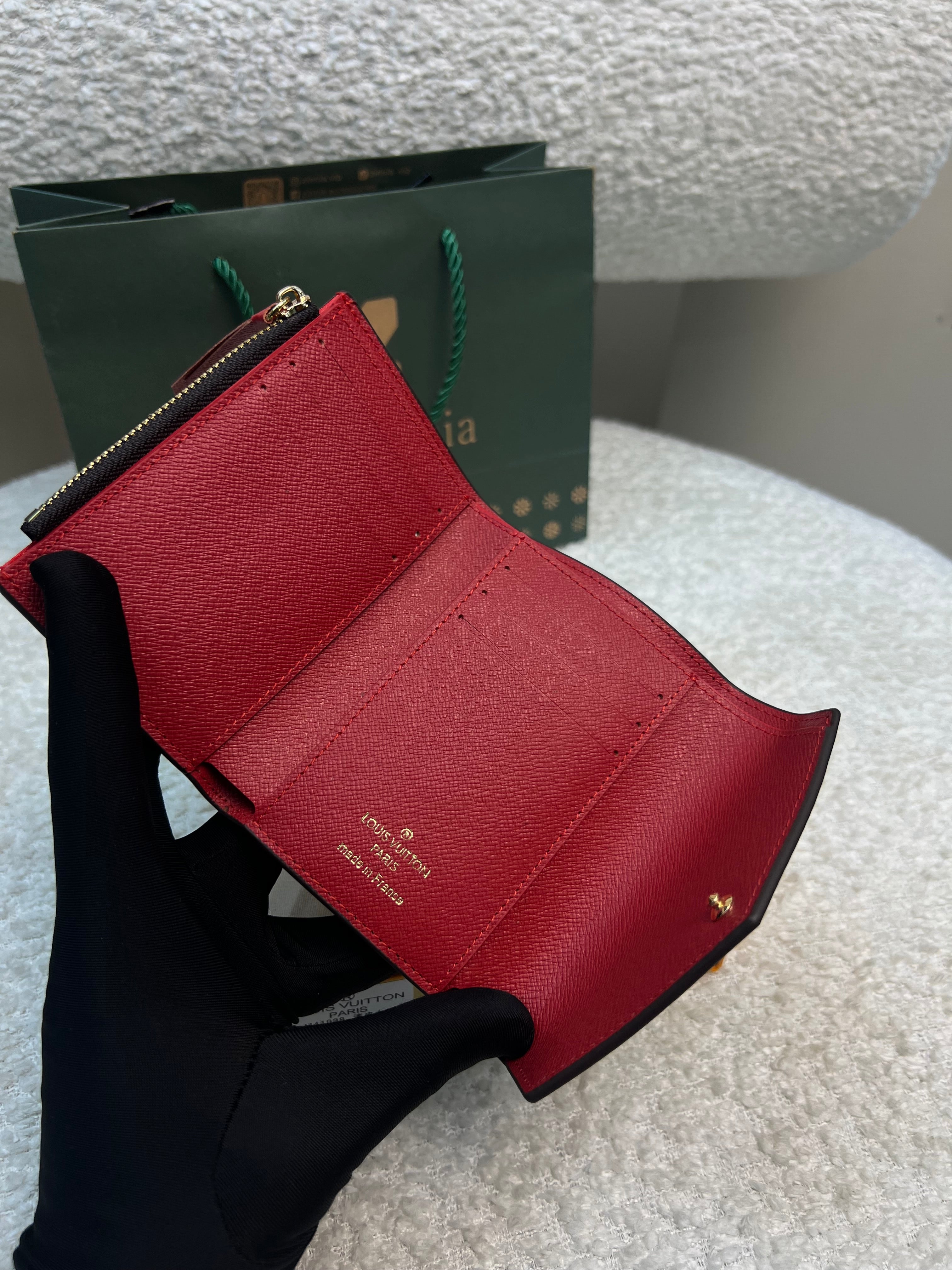 محفظة فيكتورين بنقشة دامييه البنّية Victorine Damier Ebene Wallet
