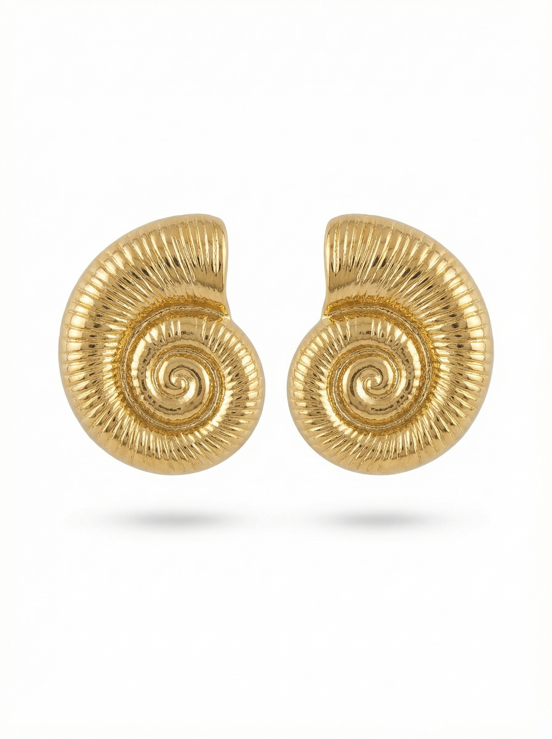 أقراط أذن القوقعه