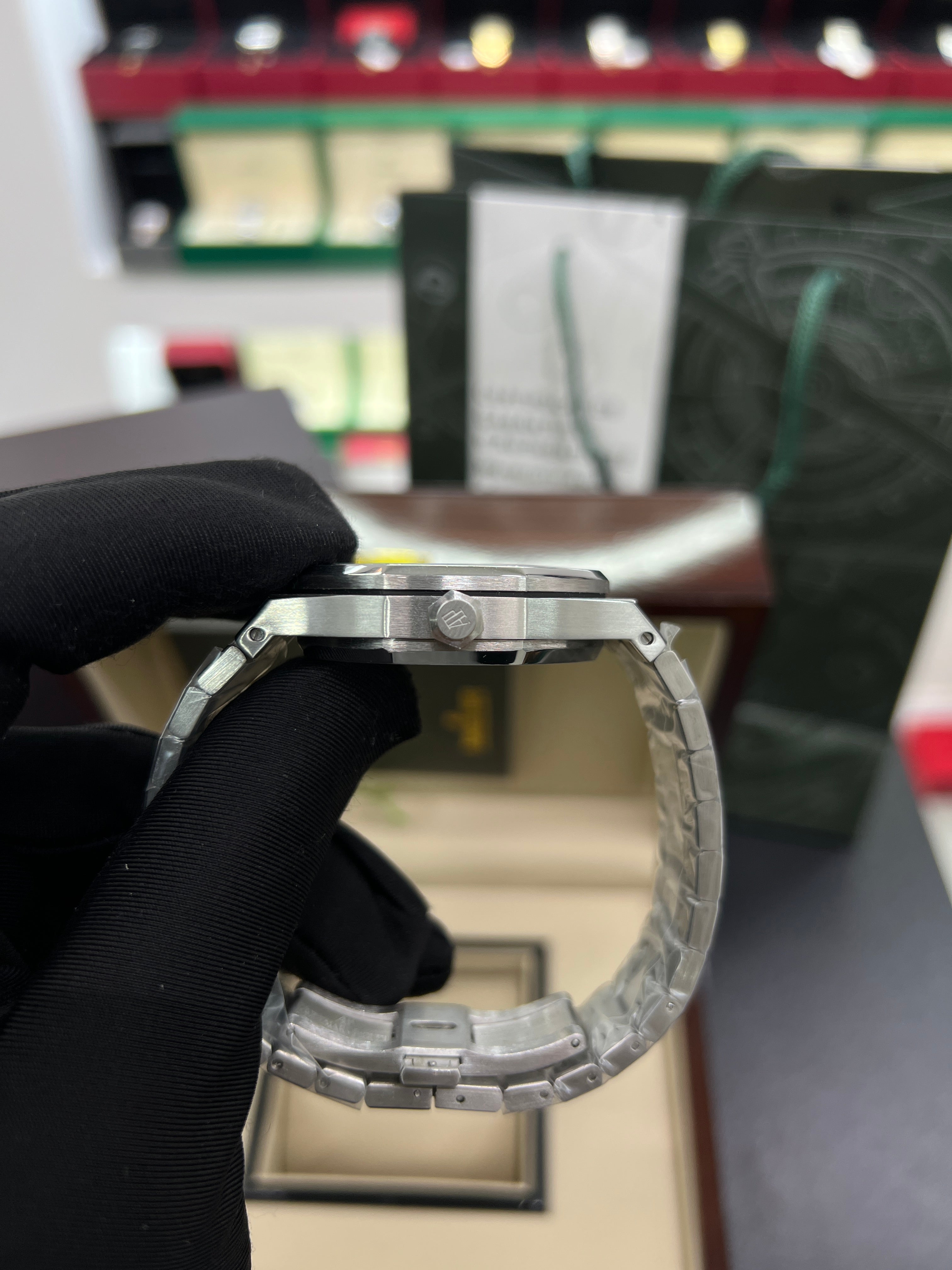 Royal Oak Automatic – Black Dial