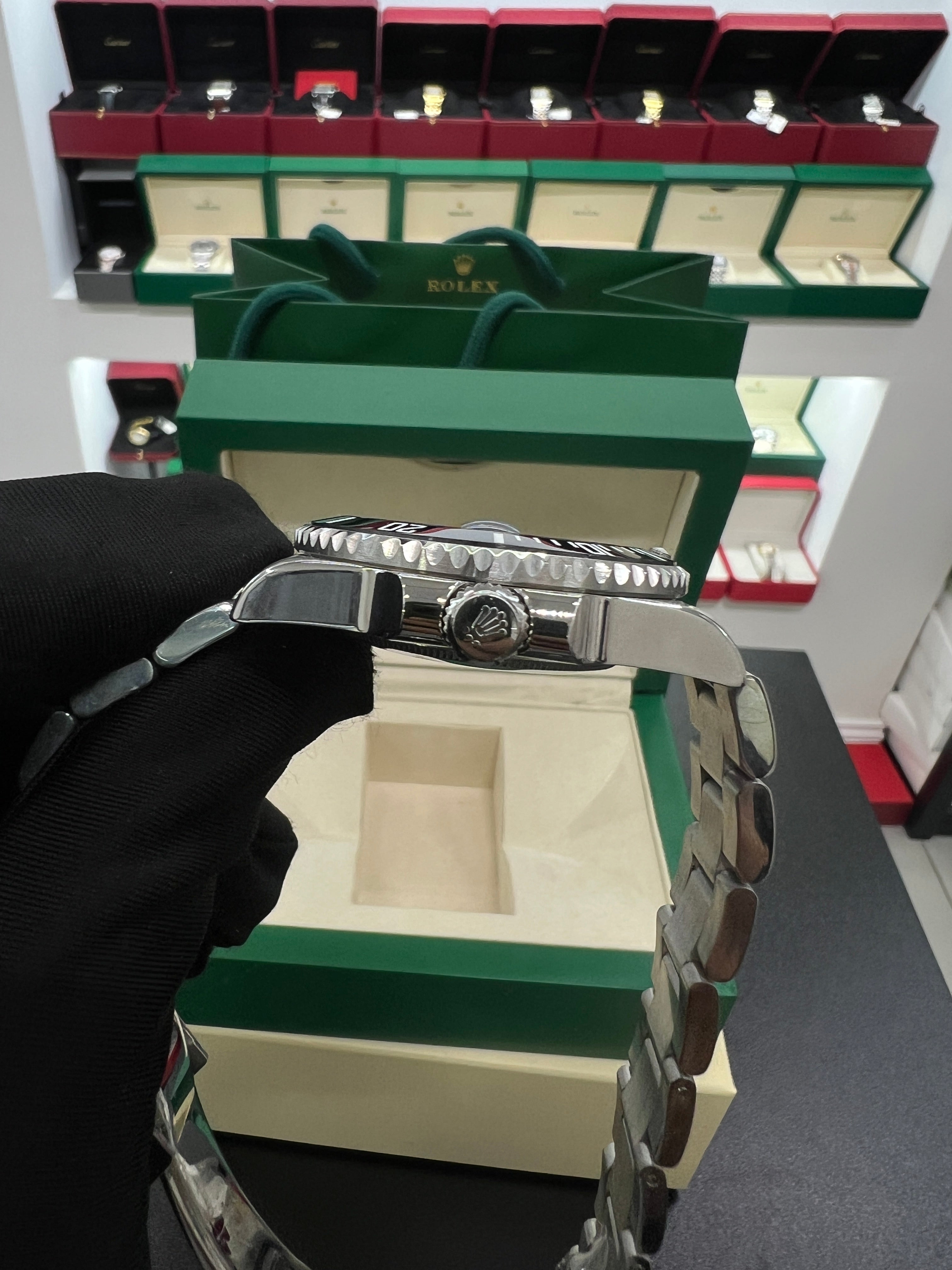 Submariner Date – Black Dial