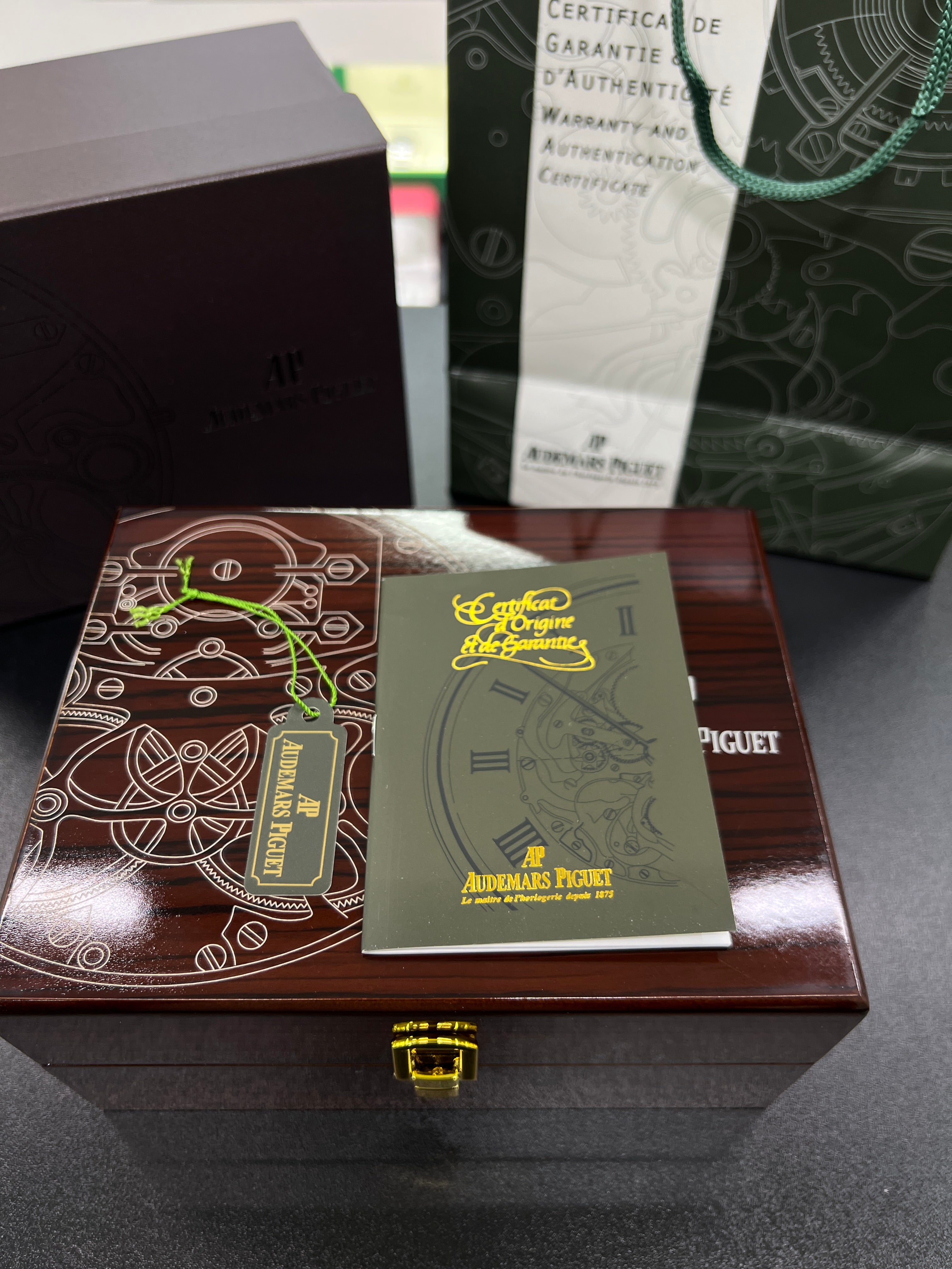 Royal Oak Automatic – Black Dial