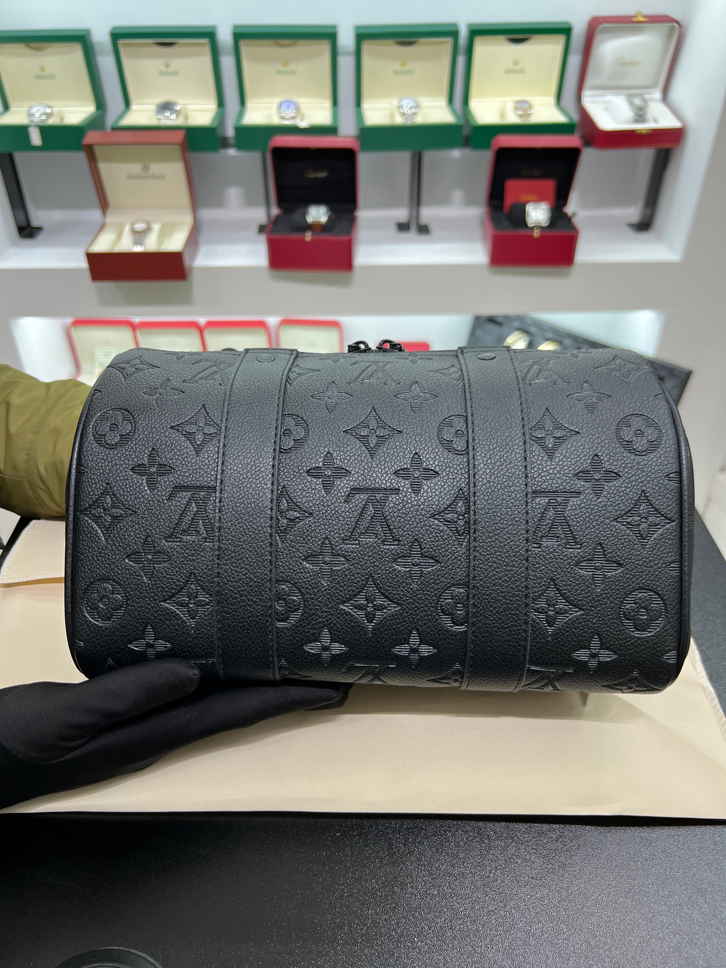 City Keepall – Monogram Eclipse