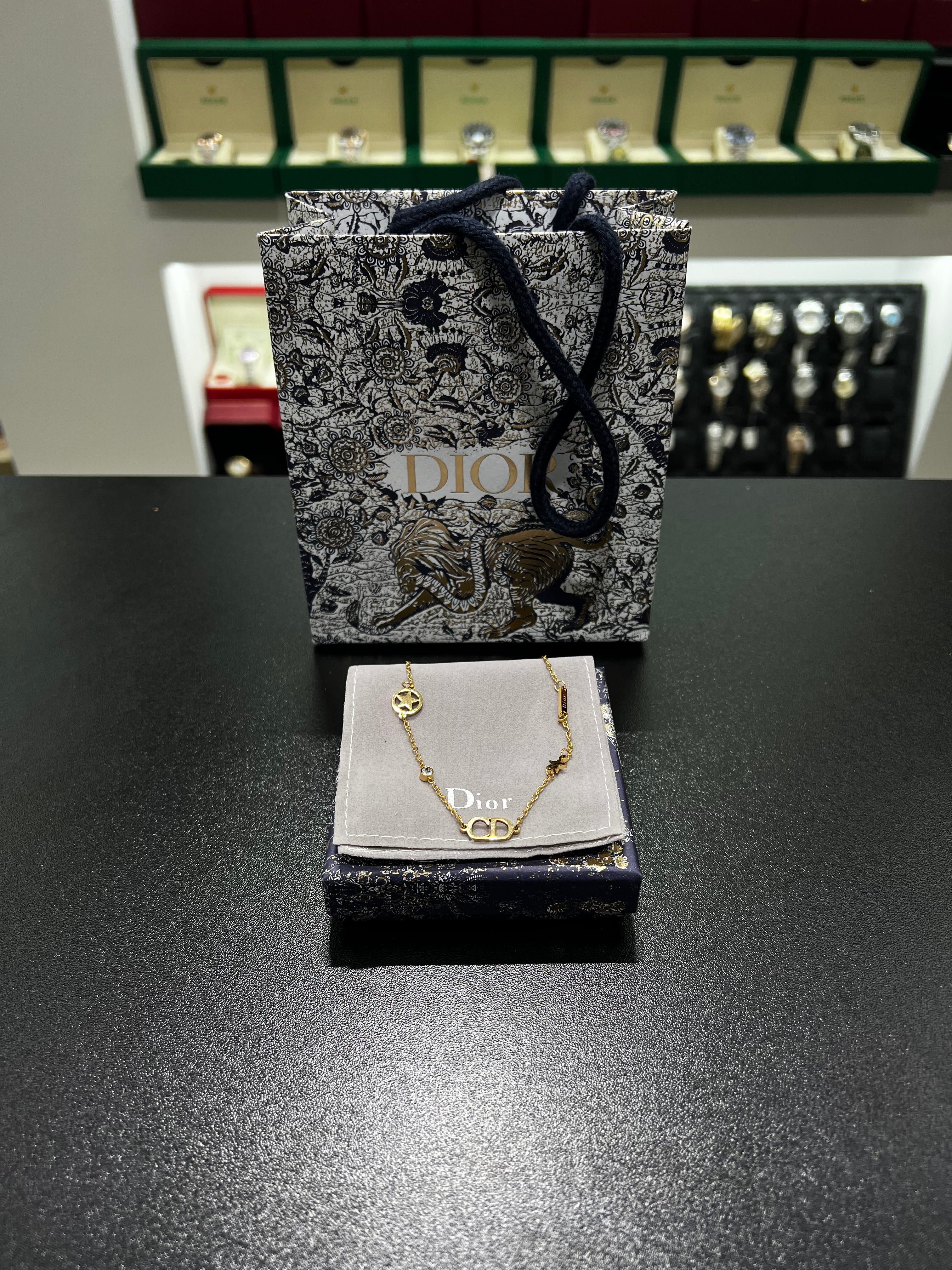 Petit CD Lucky Star necklace