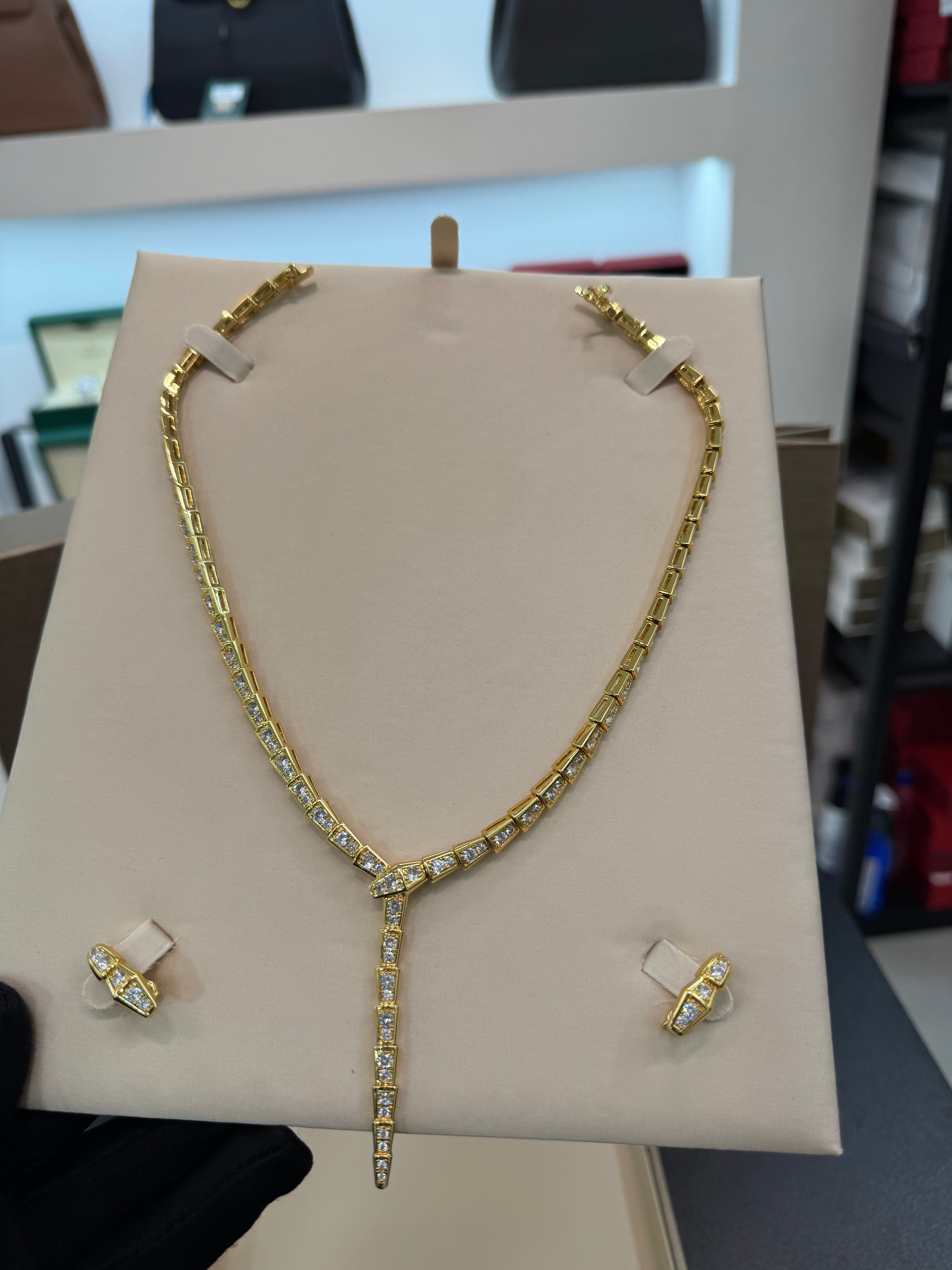 Serpenti-Inspired Drop Necklace Set studded