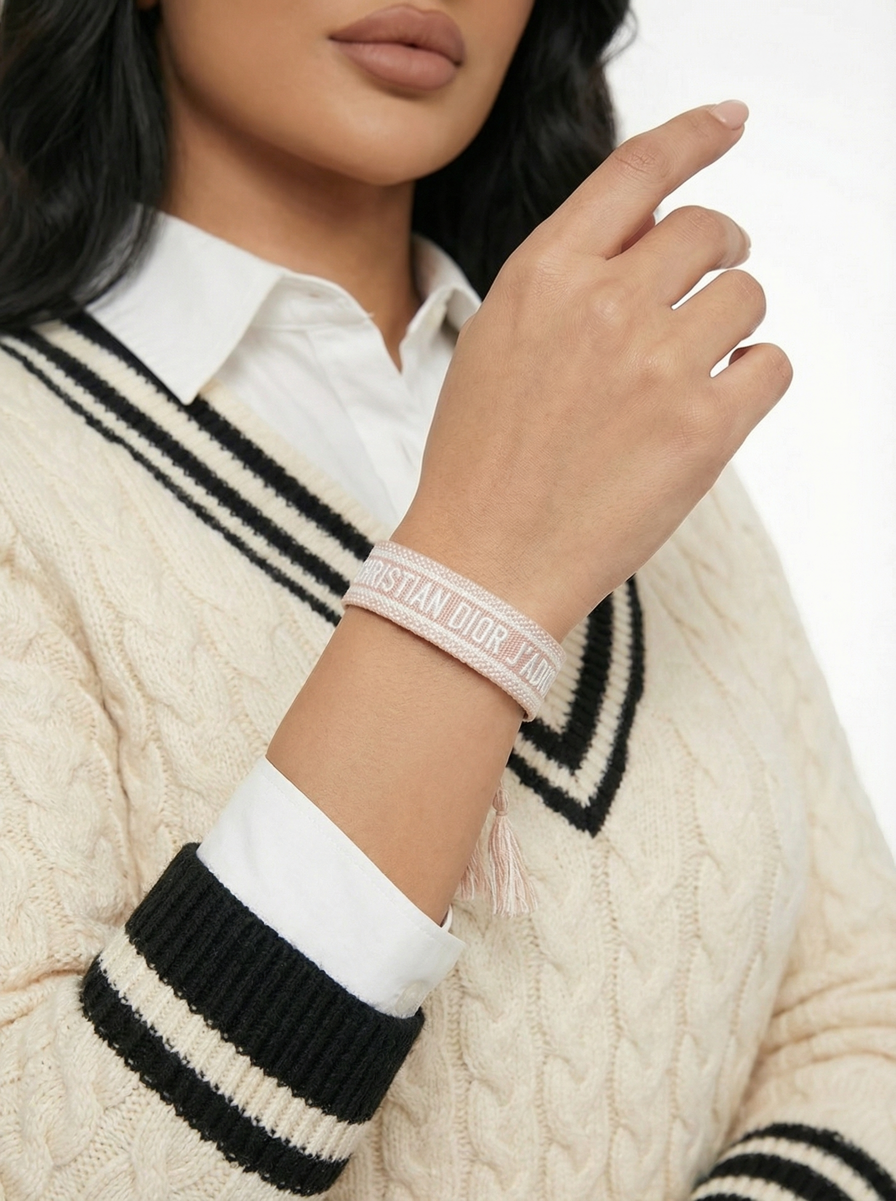 ديور قماش بيج