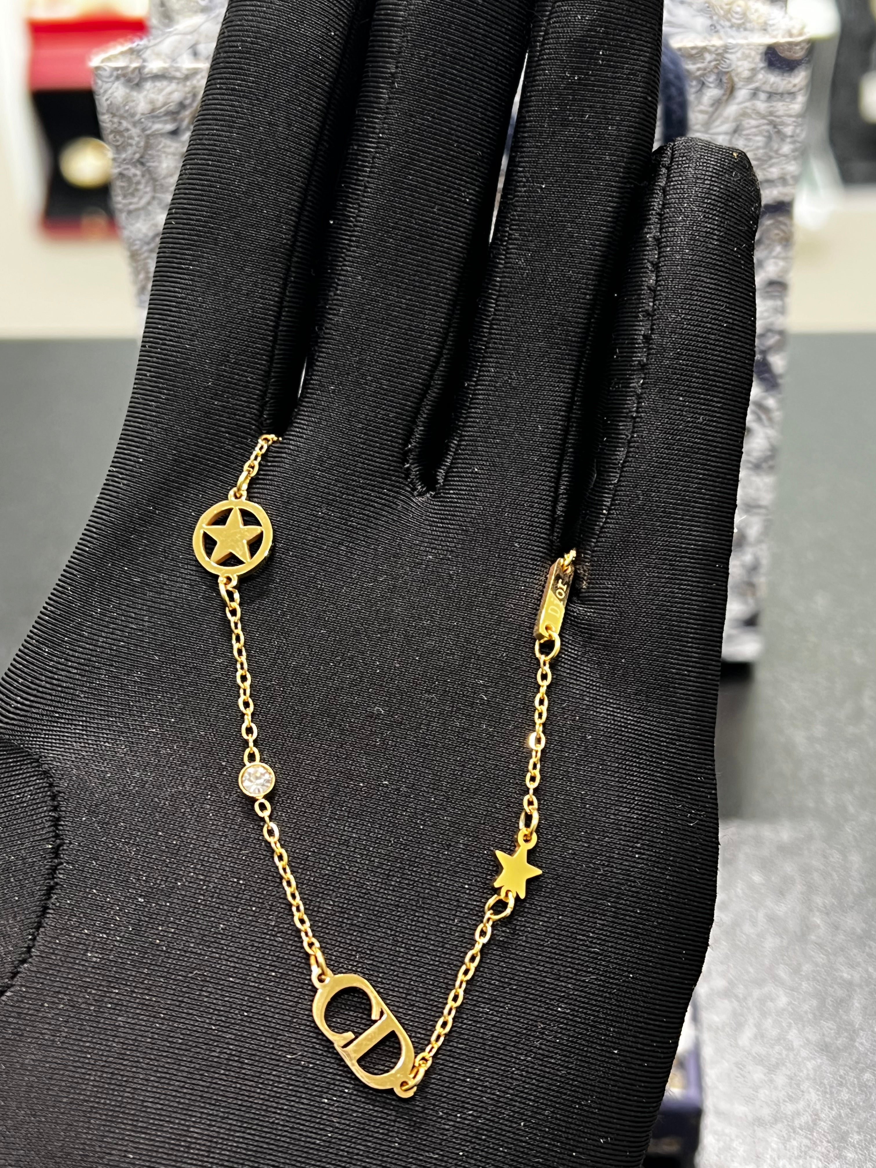 Petit CD Lucky Star necklace