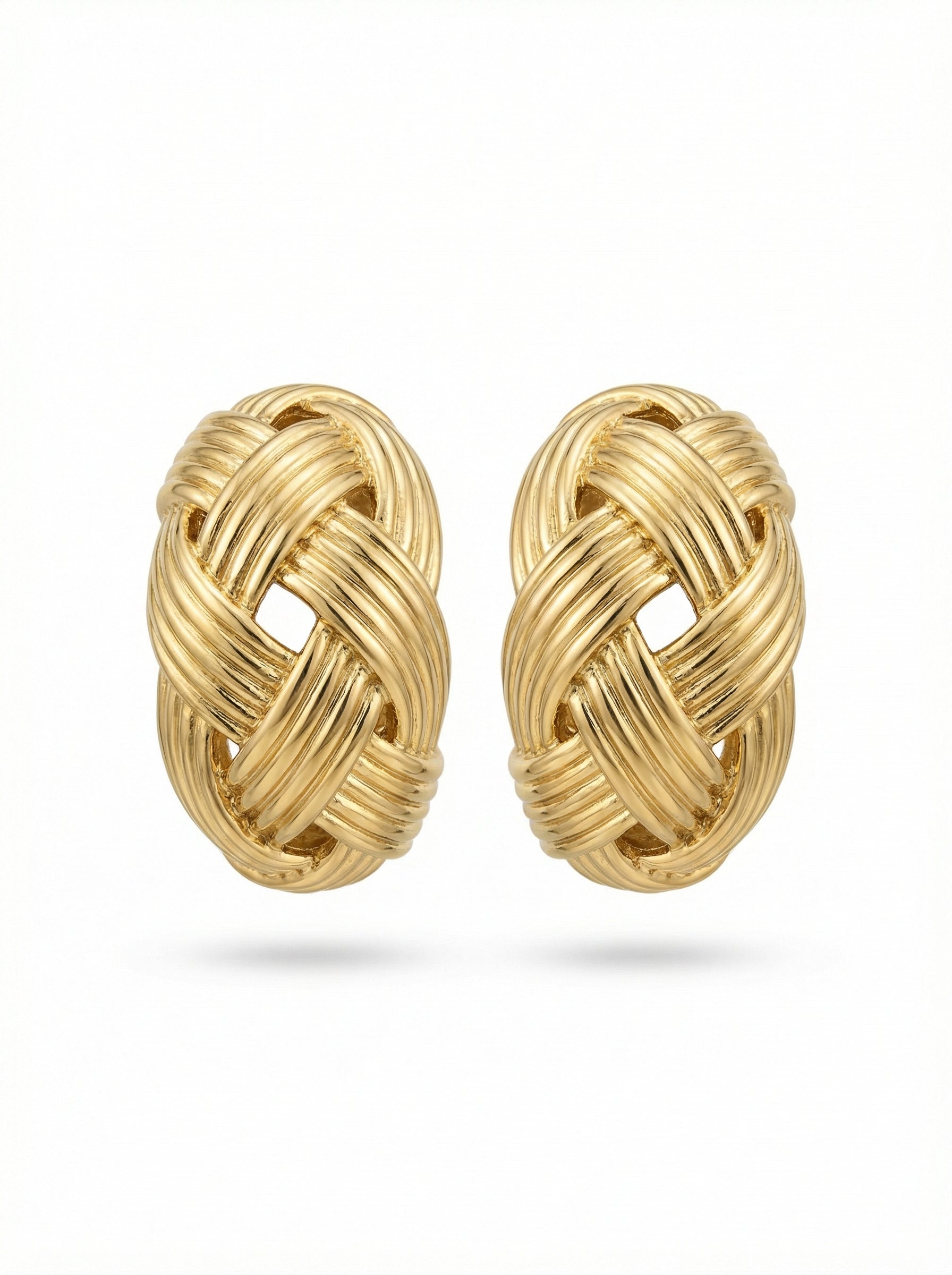 اقراط اذن  المشبك