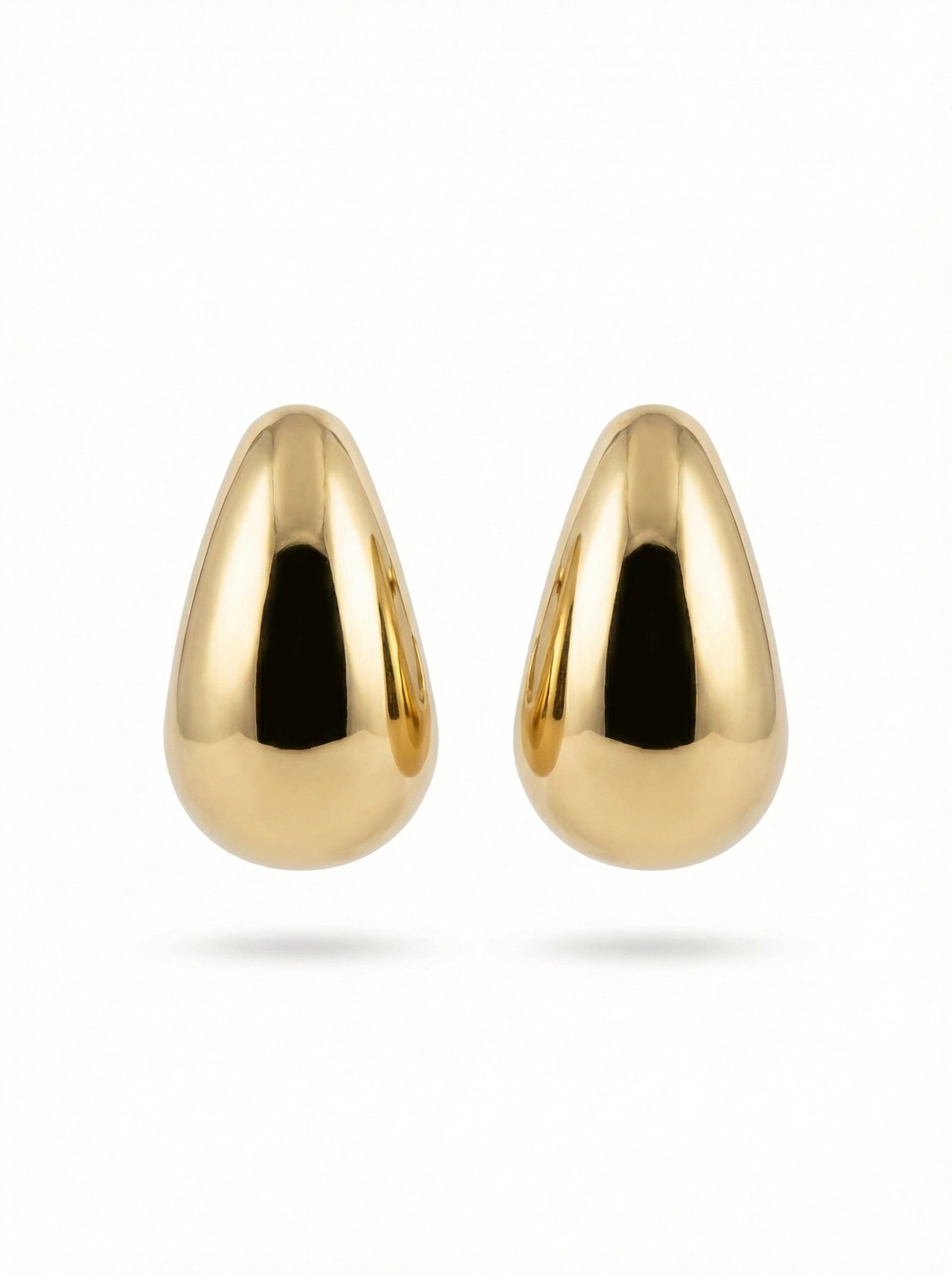 اقراط اذن الدمعه صغير