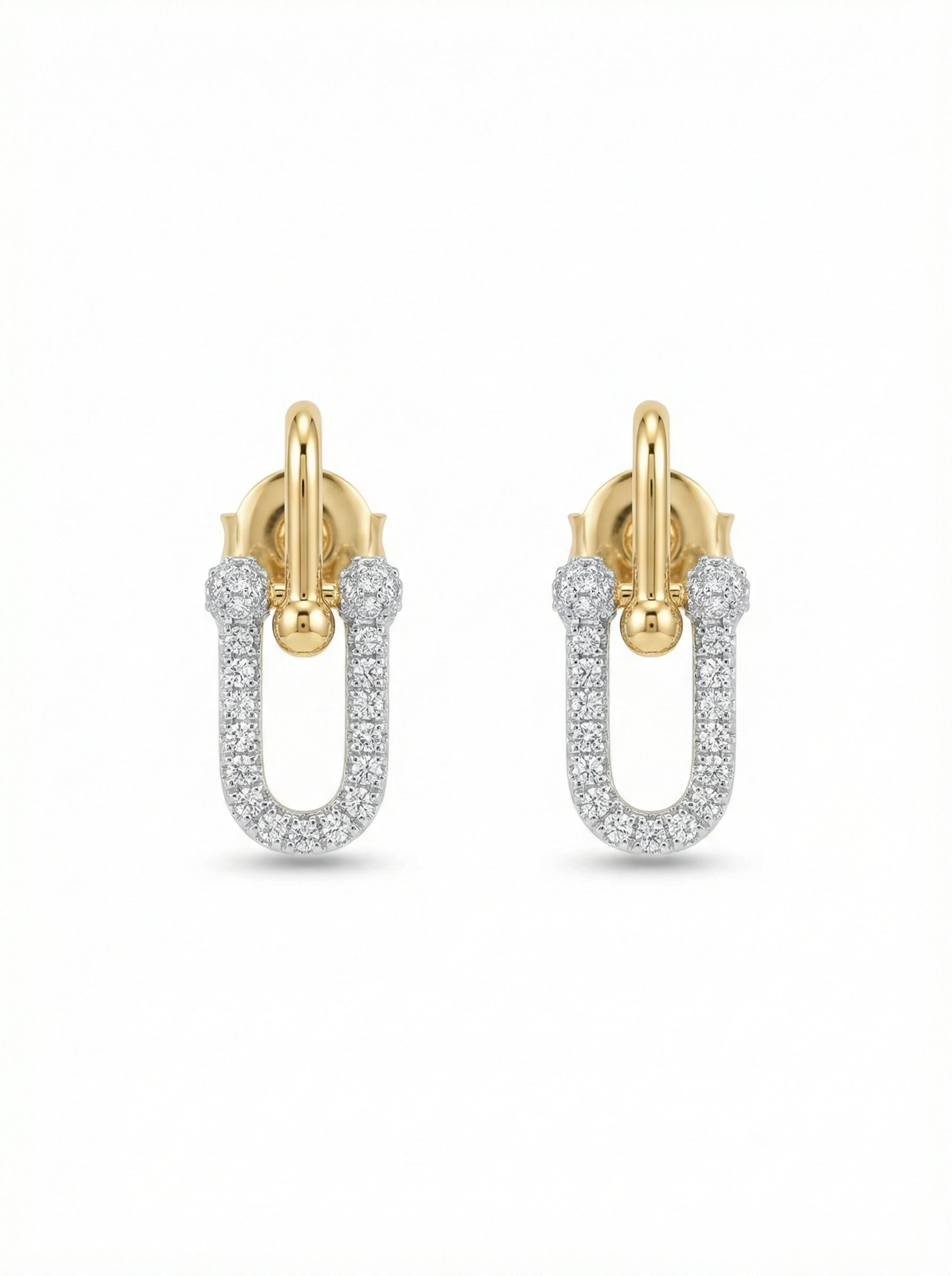 اقراط اذن تيفاني المرصعه