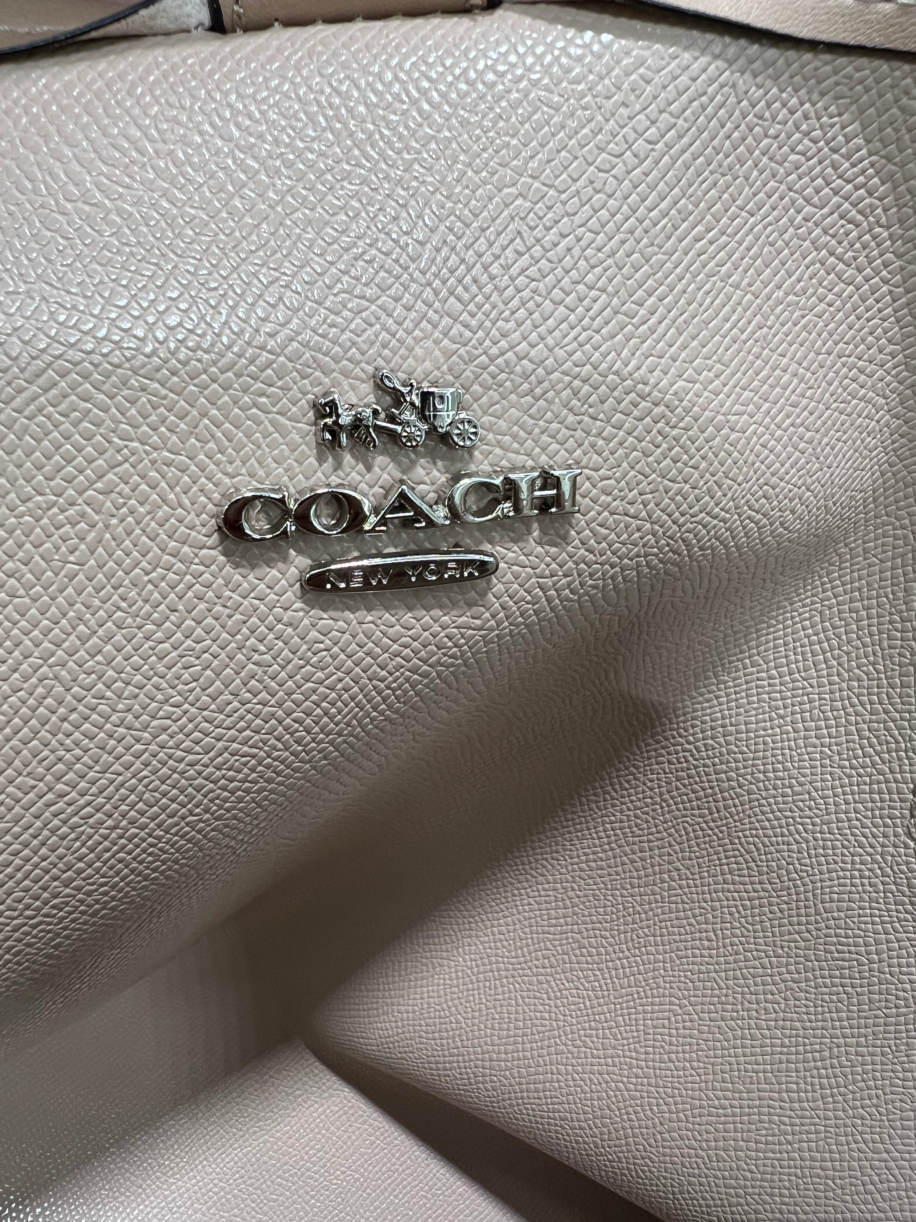 City Tote Bag In Signature Canvas