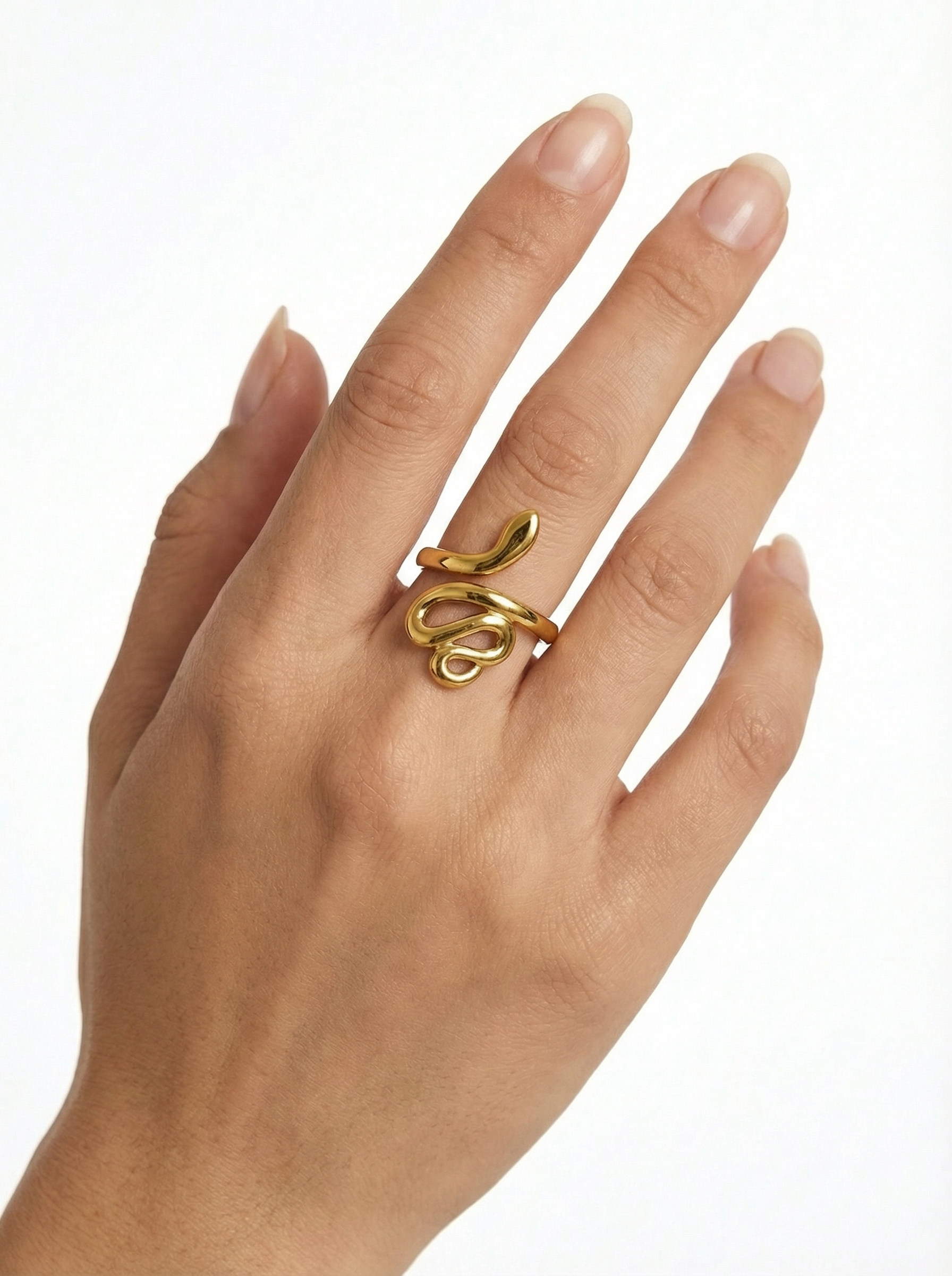 خاتم الافعى الذهبيه