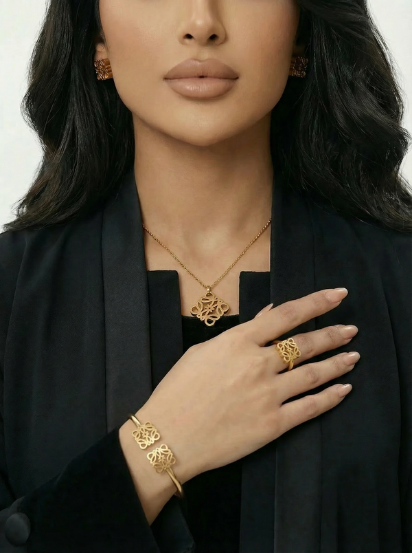 طقم مجوهرات هندسي مع خاتم | Geometric Jewelry Set with Ring