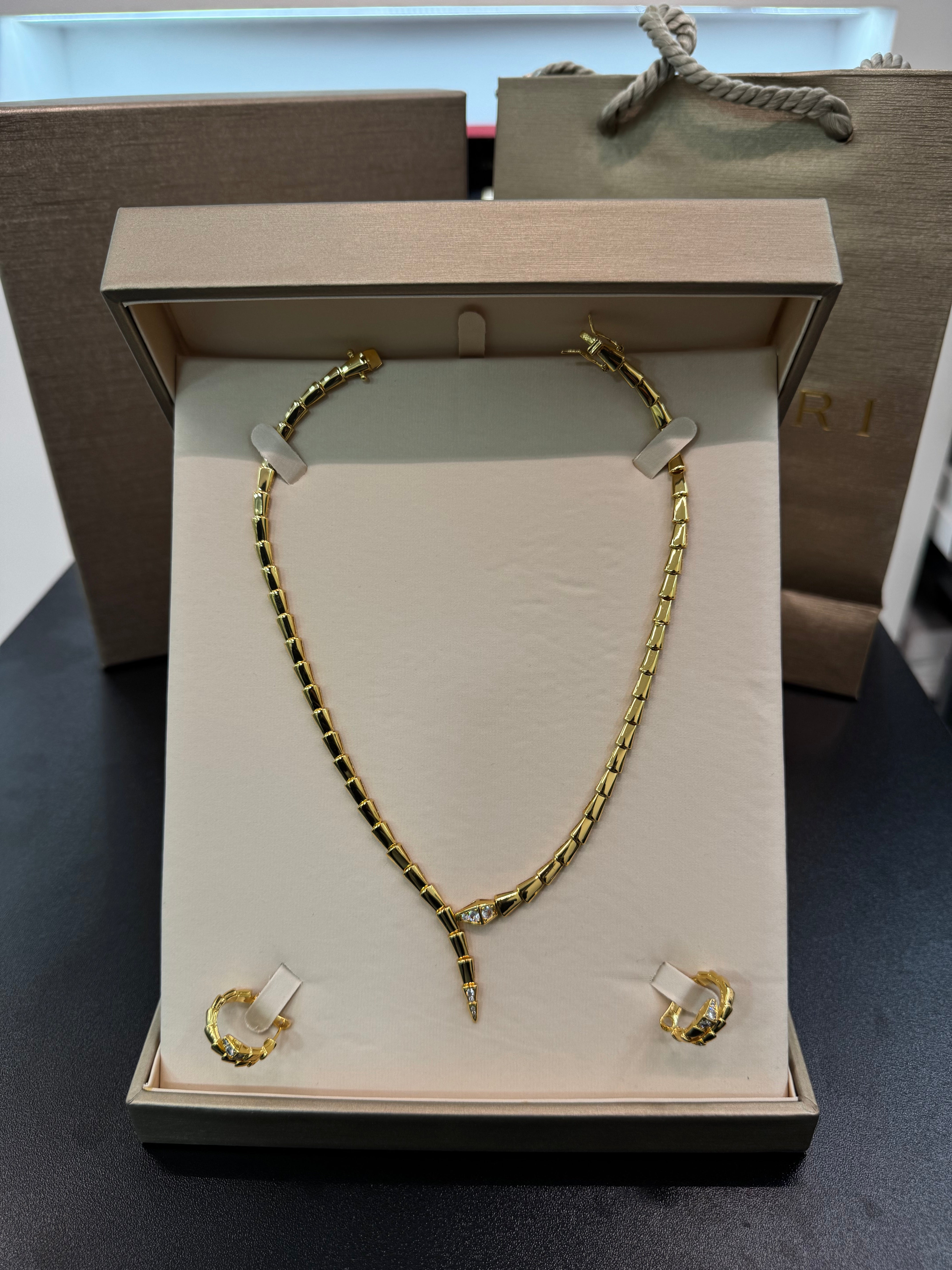 Serpenti Style Gold Necklace Set