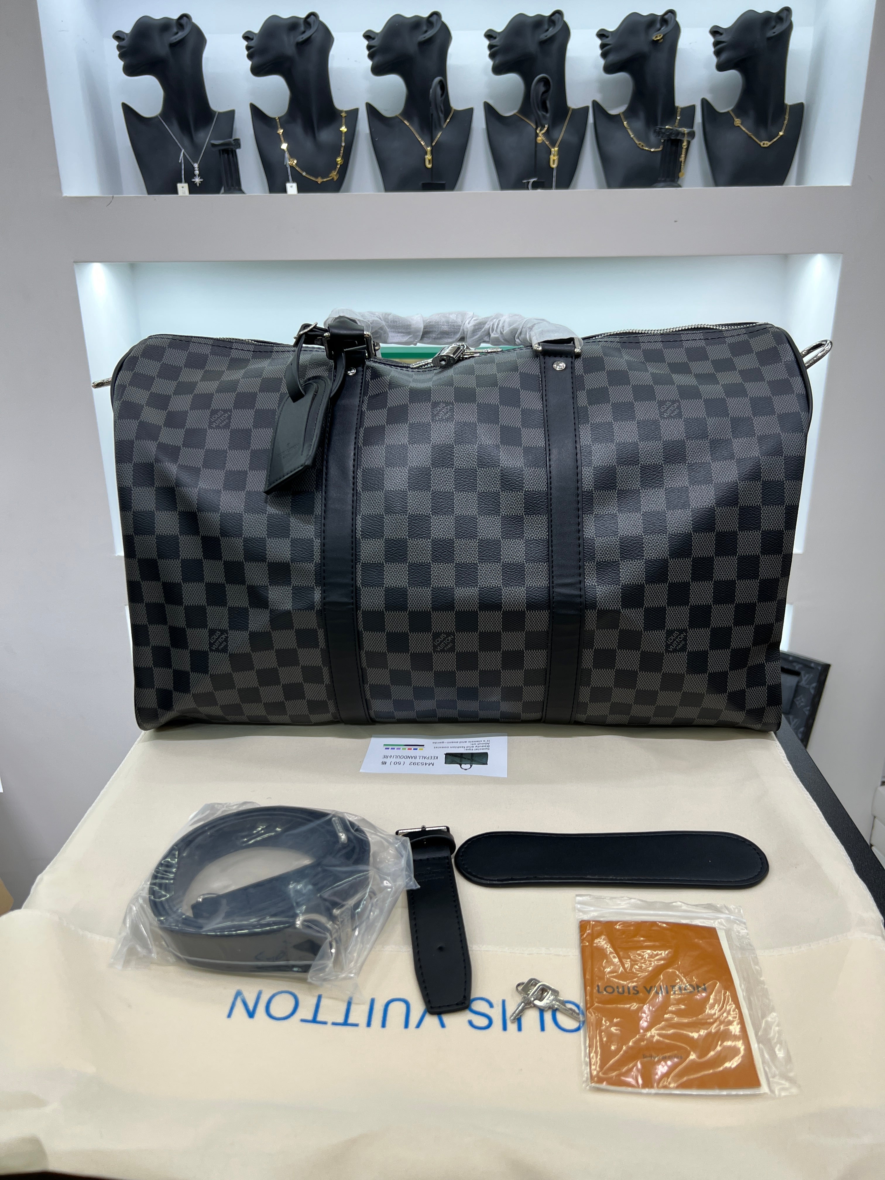 Keepall Bandoulière 55 – Damier Graphite
