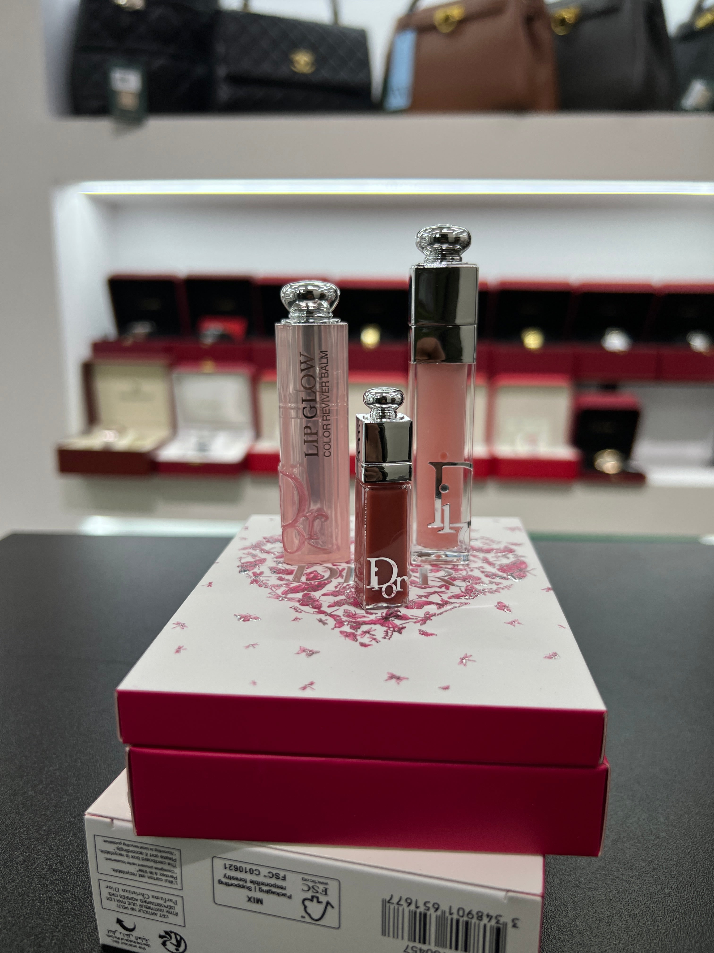 Addict Lip Glow Color Reviver Balm