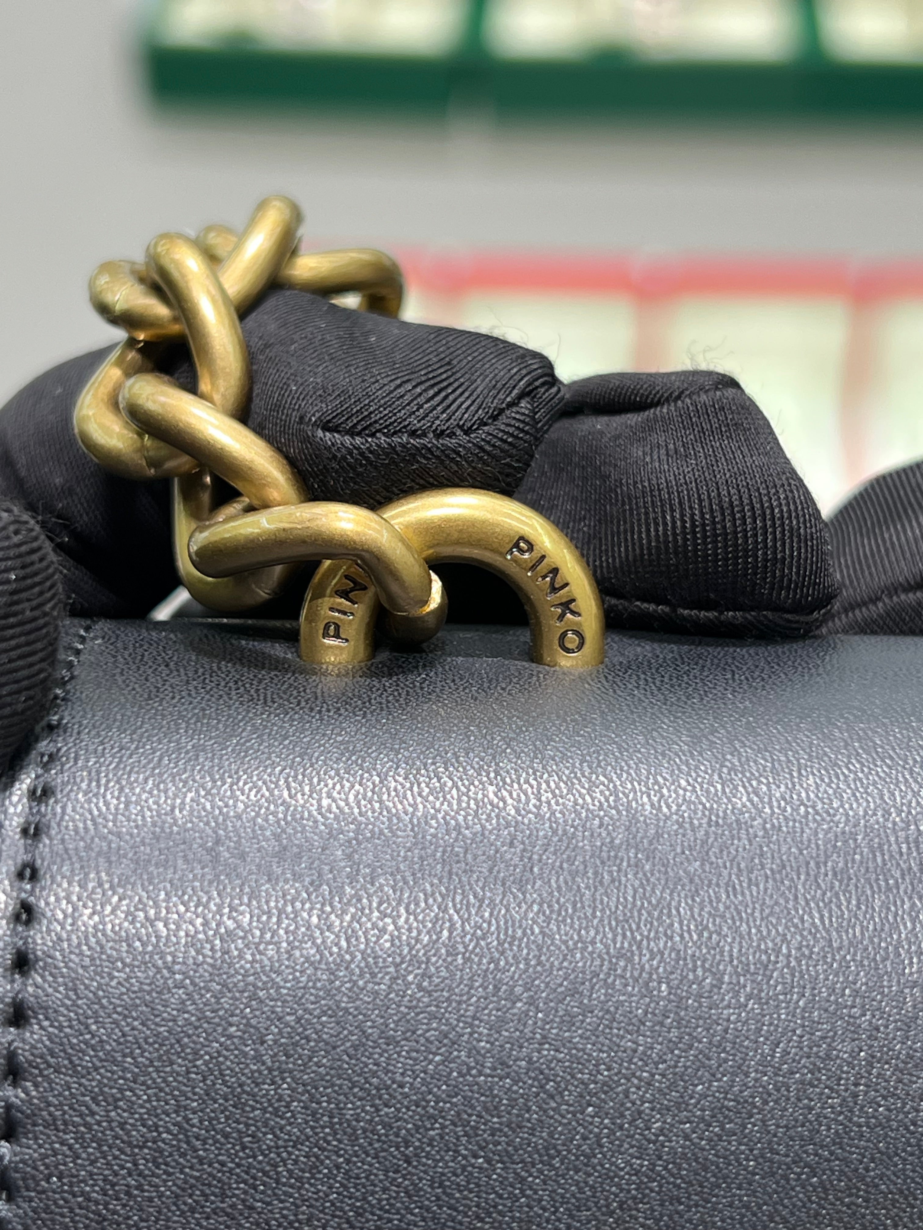 Pinko Classic calfskin shoulder strap