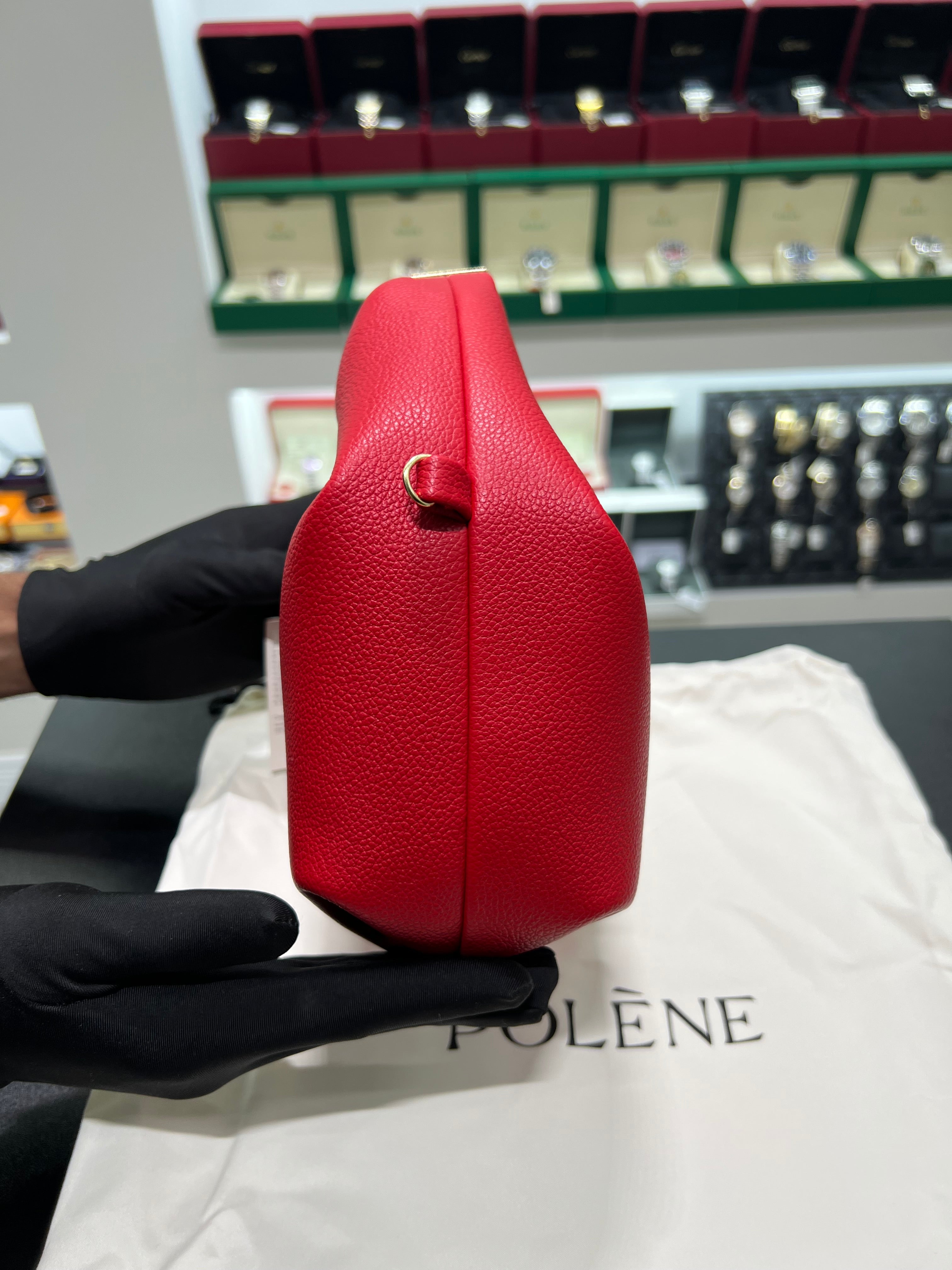 Polēne Béri red