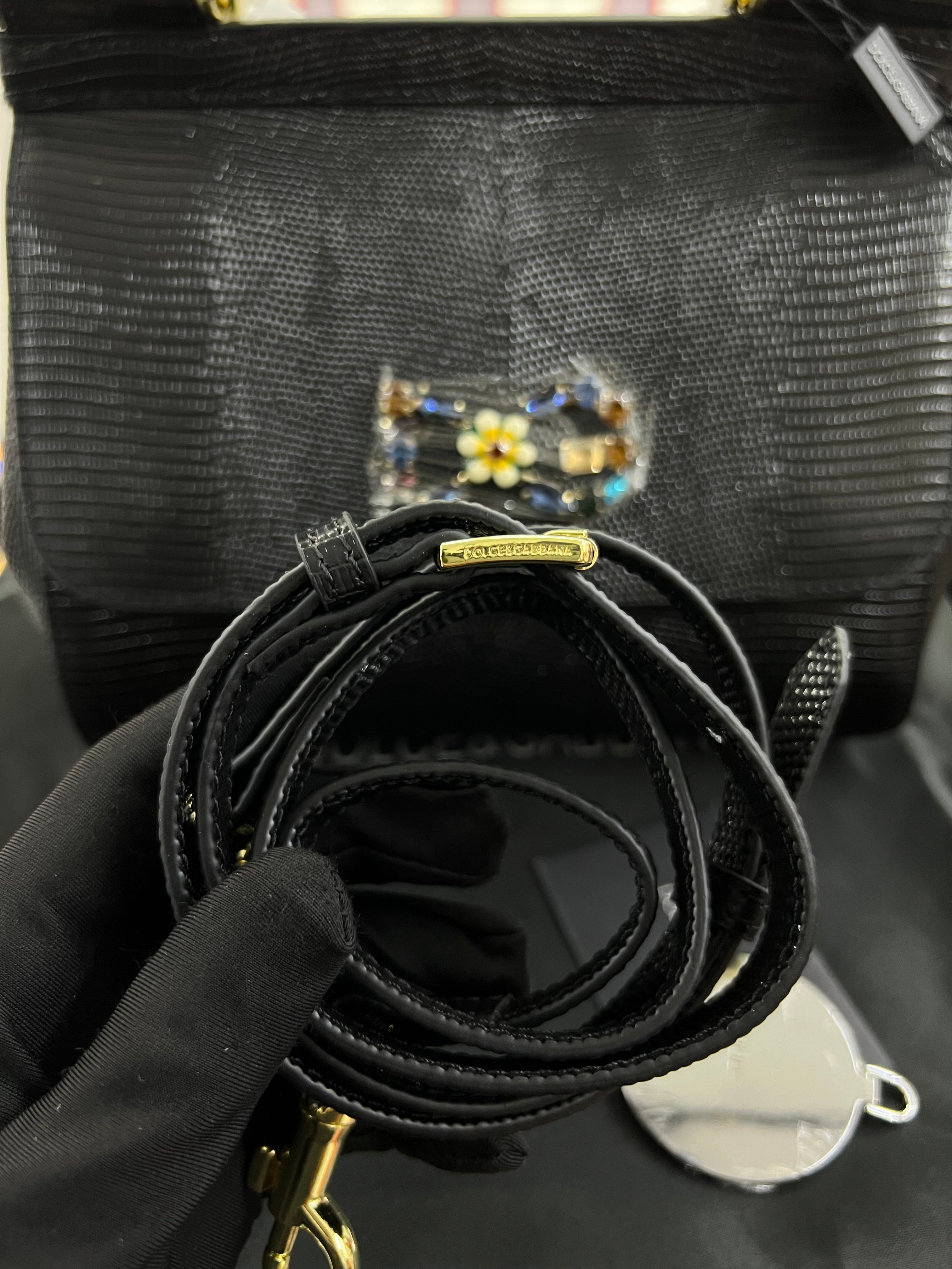 حقيبة سيسيلي سوداء بنقشة جلد السحلية الحجم الكبير
Sicily Bag – Black Lizard-Print