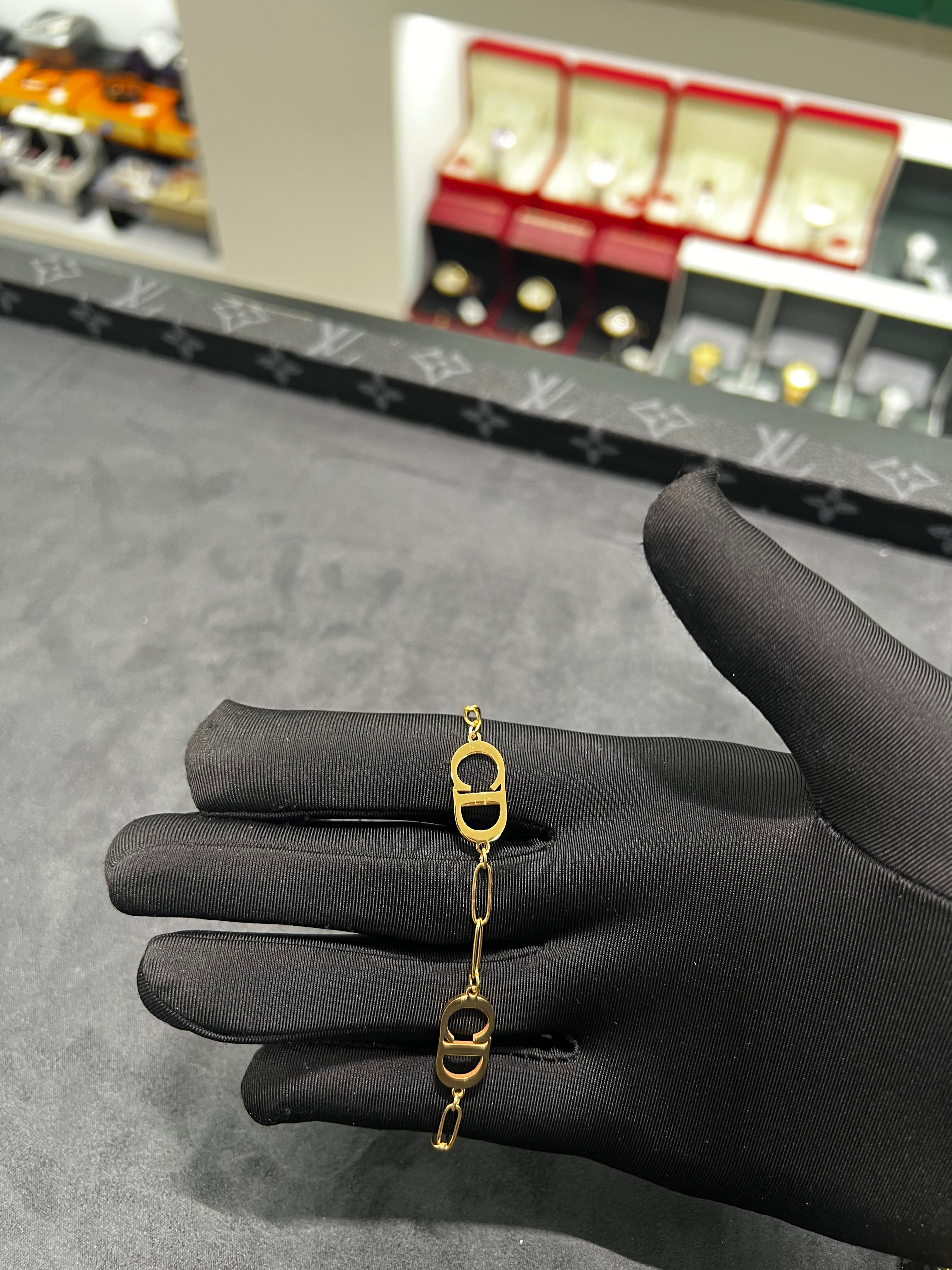انسيال DIOR SPECIAL