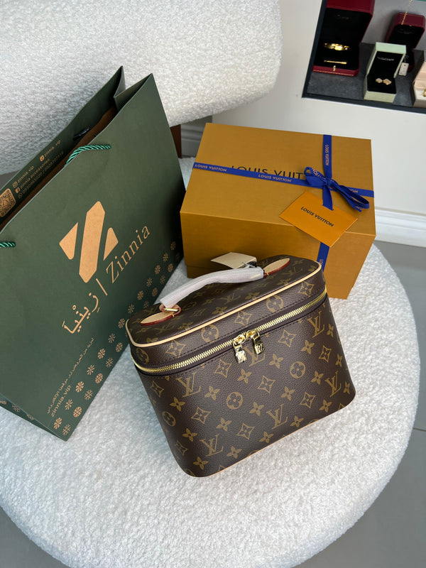 حقيبة أدوات التجميل Nice BB