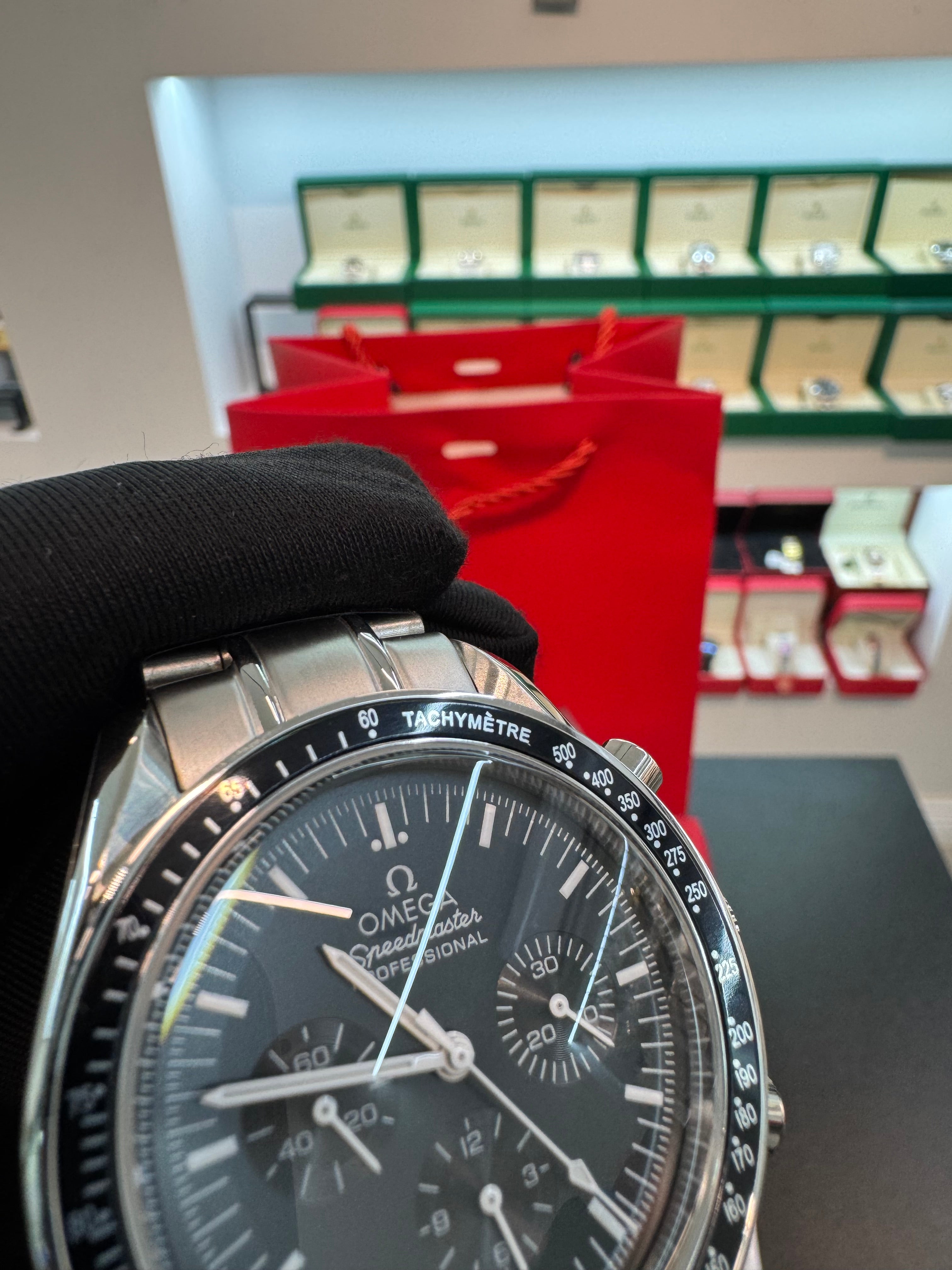 Speedmaster Moonwatch Professional Black Dial