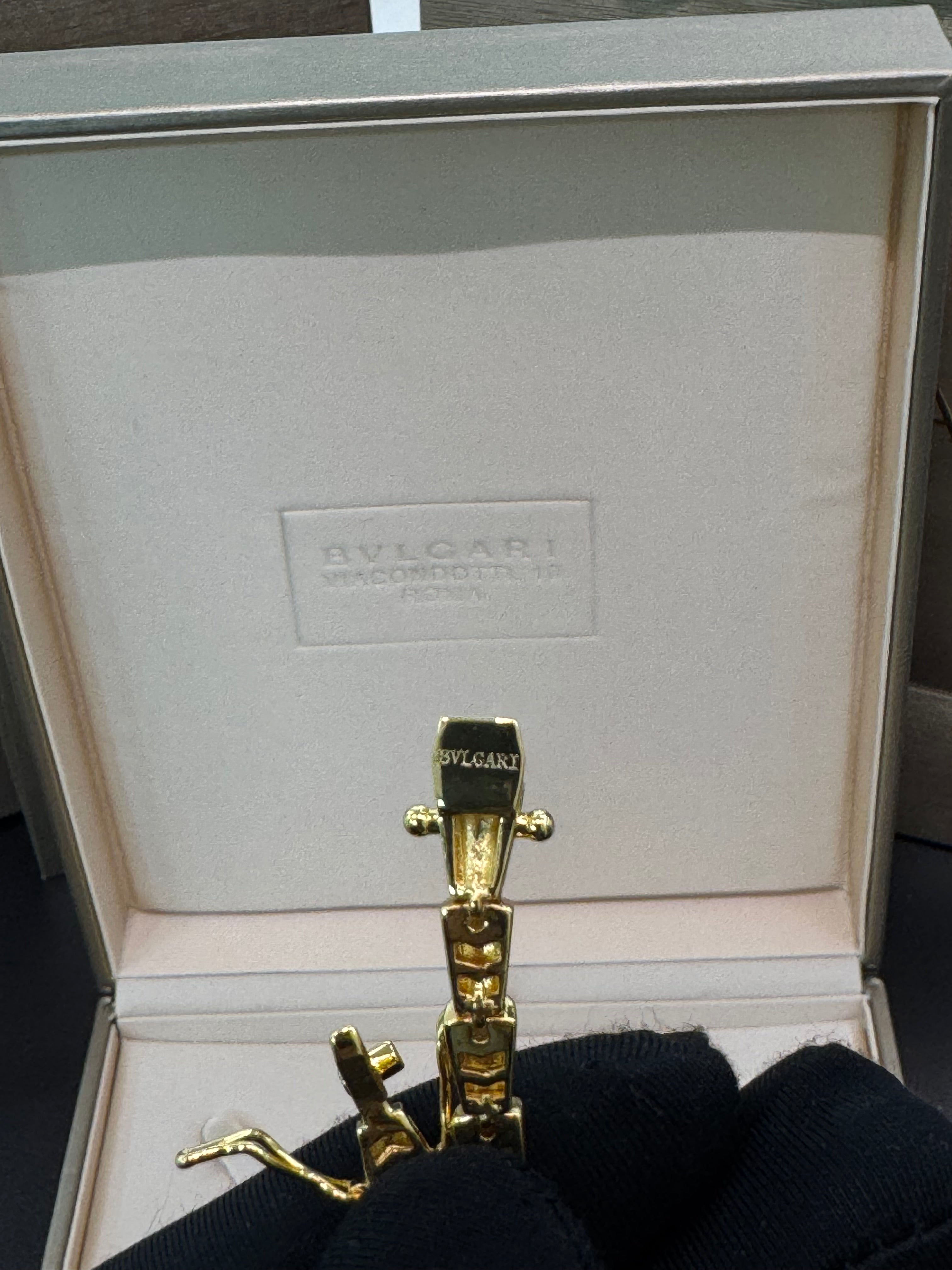 Serpenti Style Gold Necklace Set