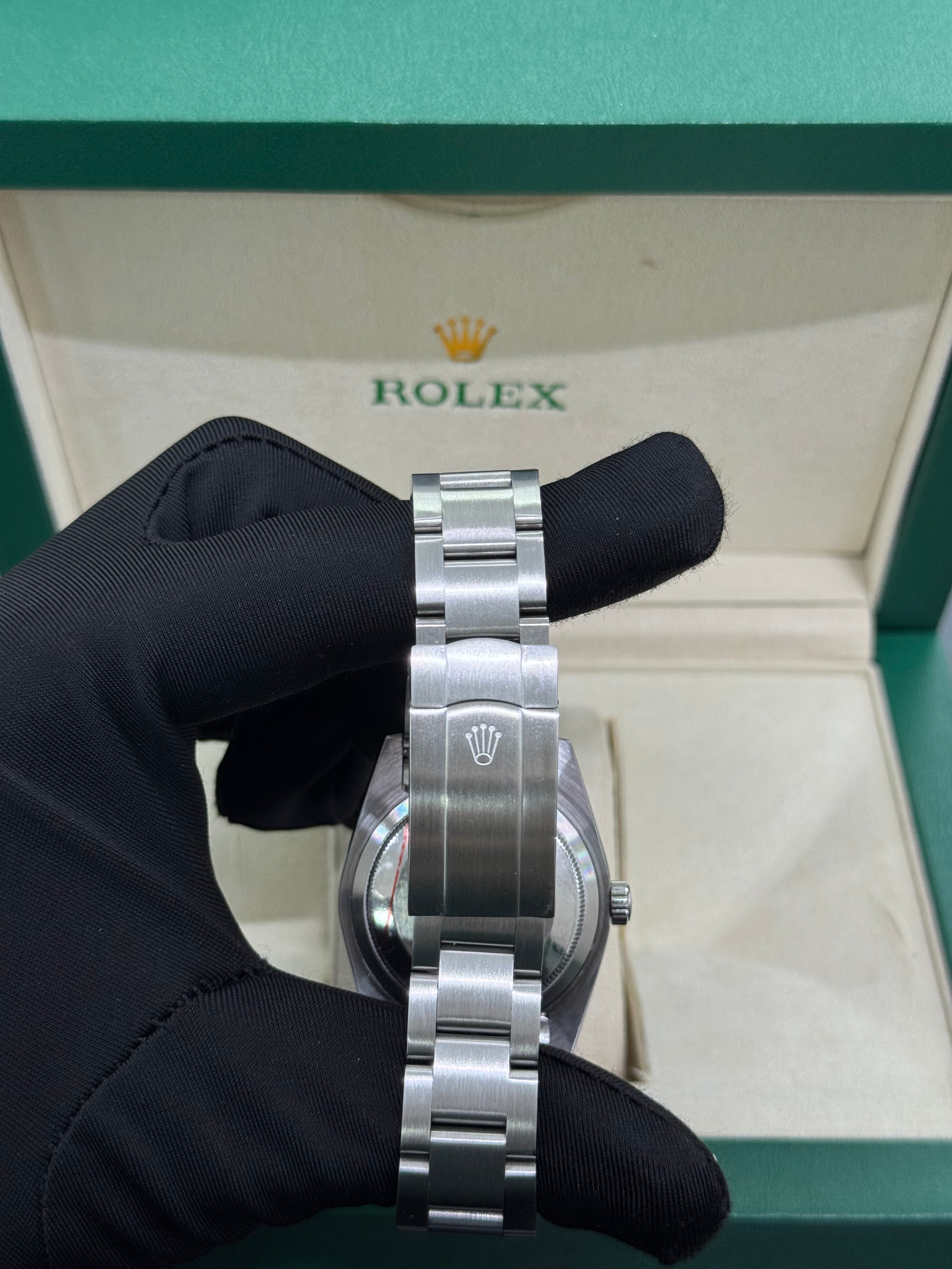 Oyster Pistachio 36mm