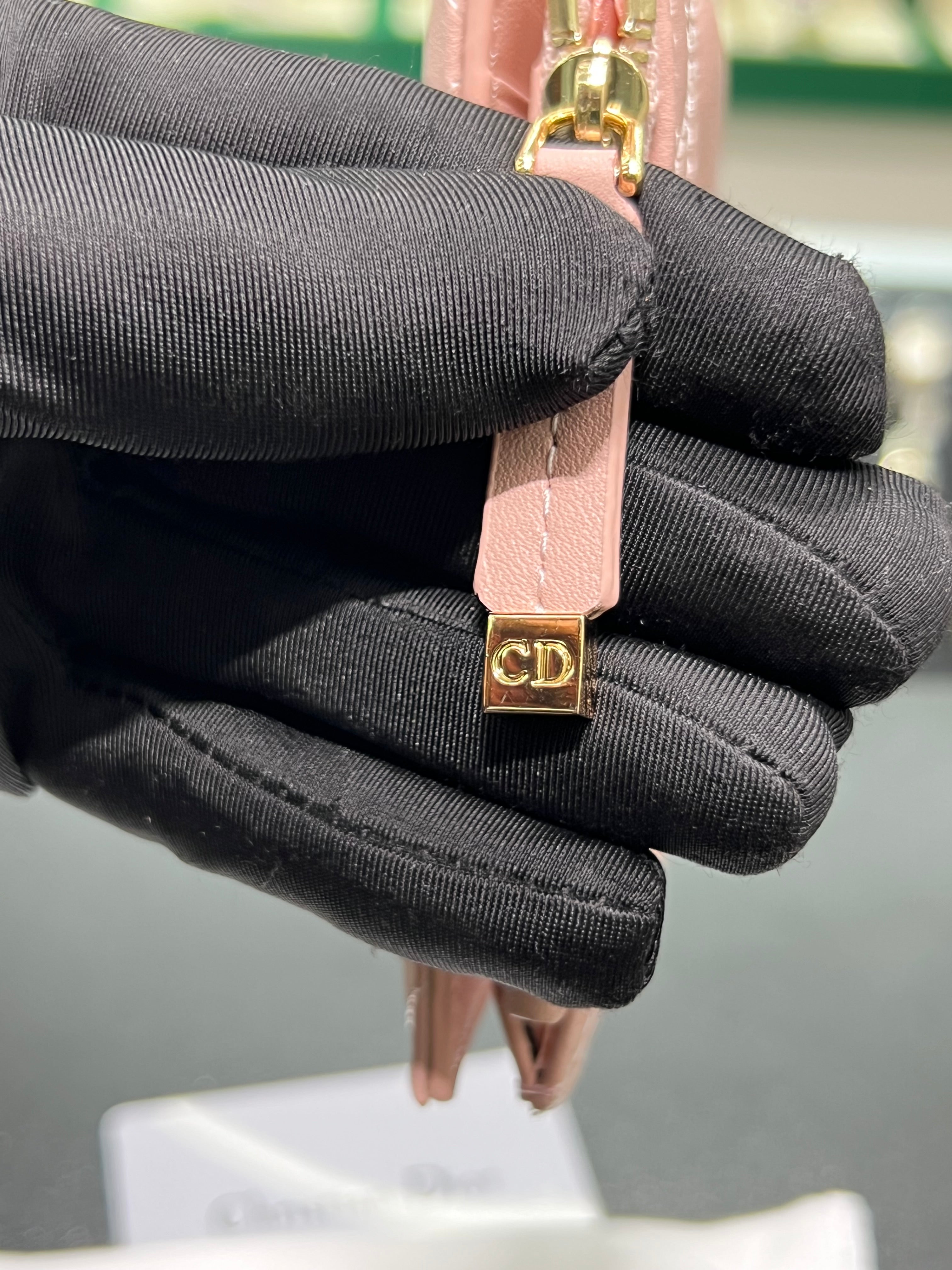 Dior Caro Dahlia Wallet pink