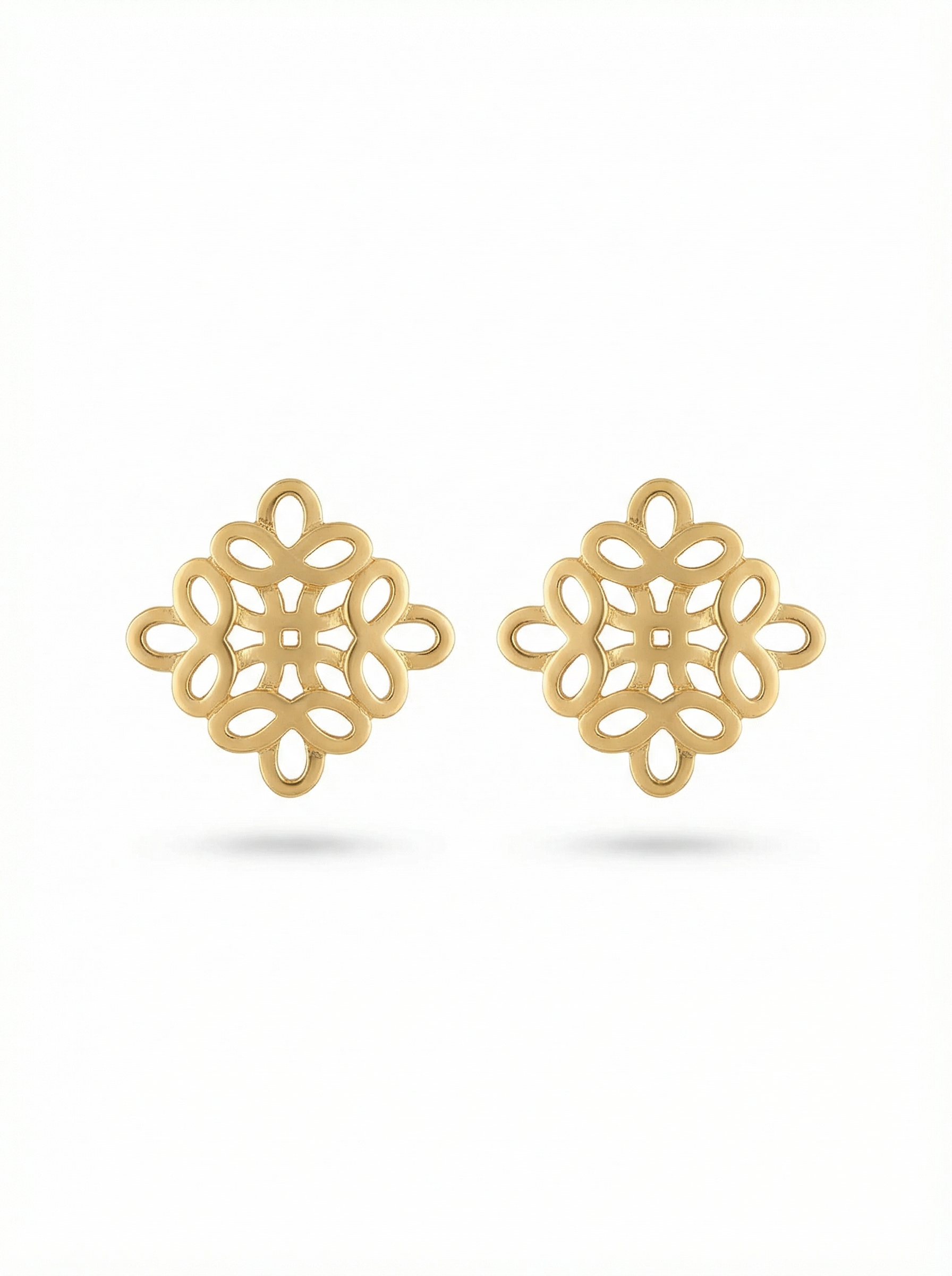 أقراط أذن لويفي