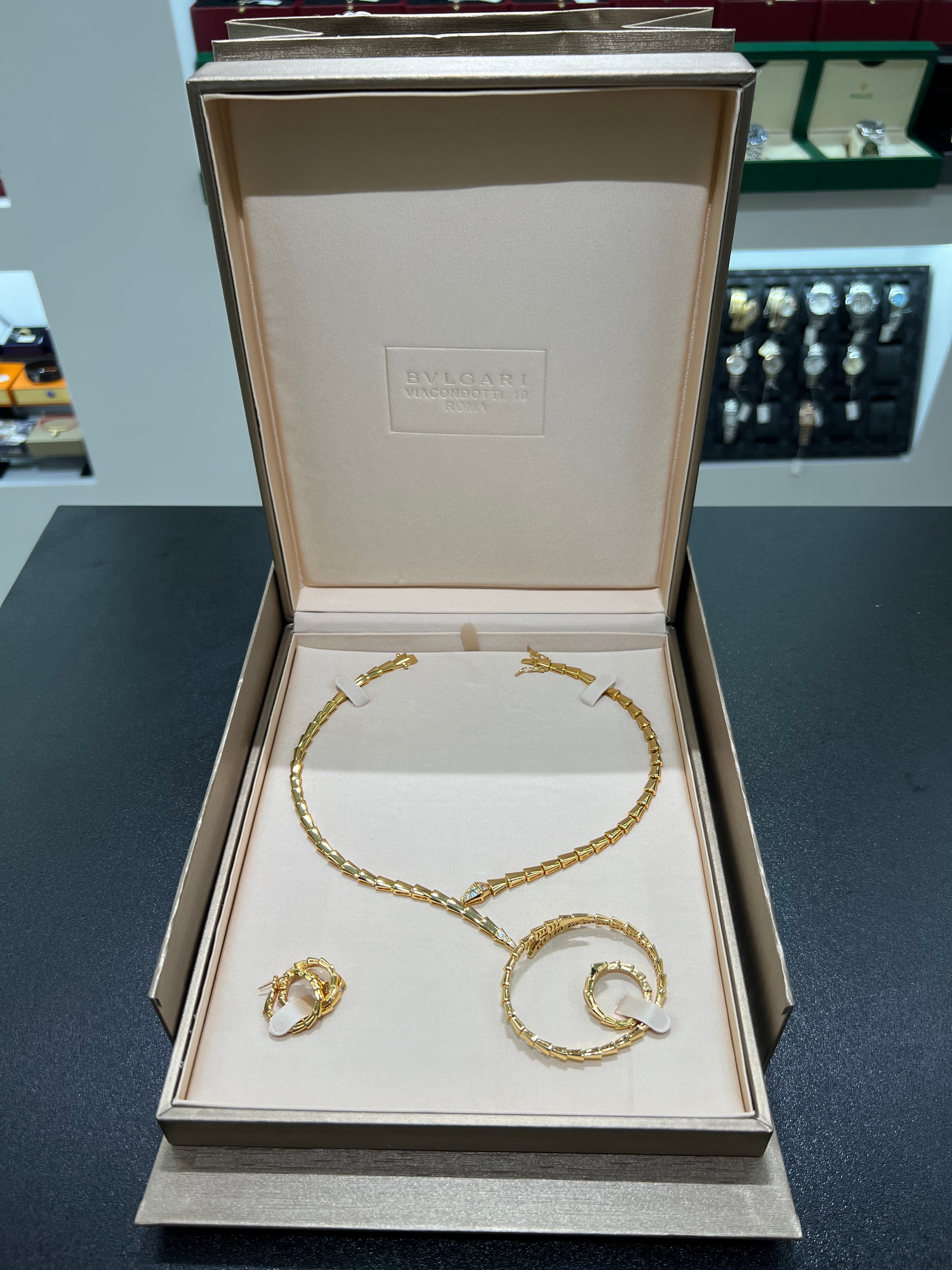 طقم بولغري