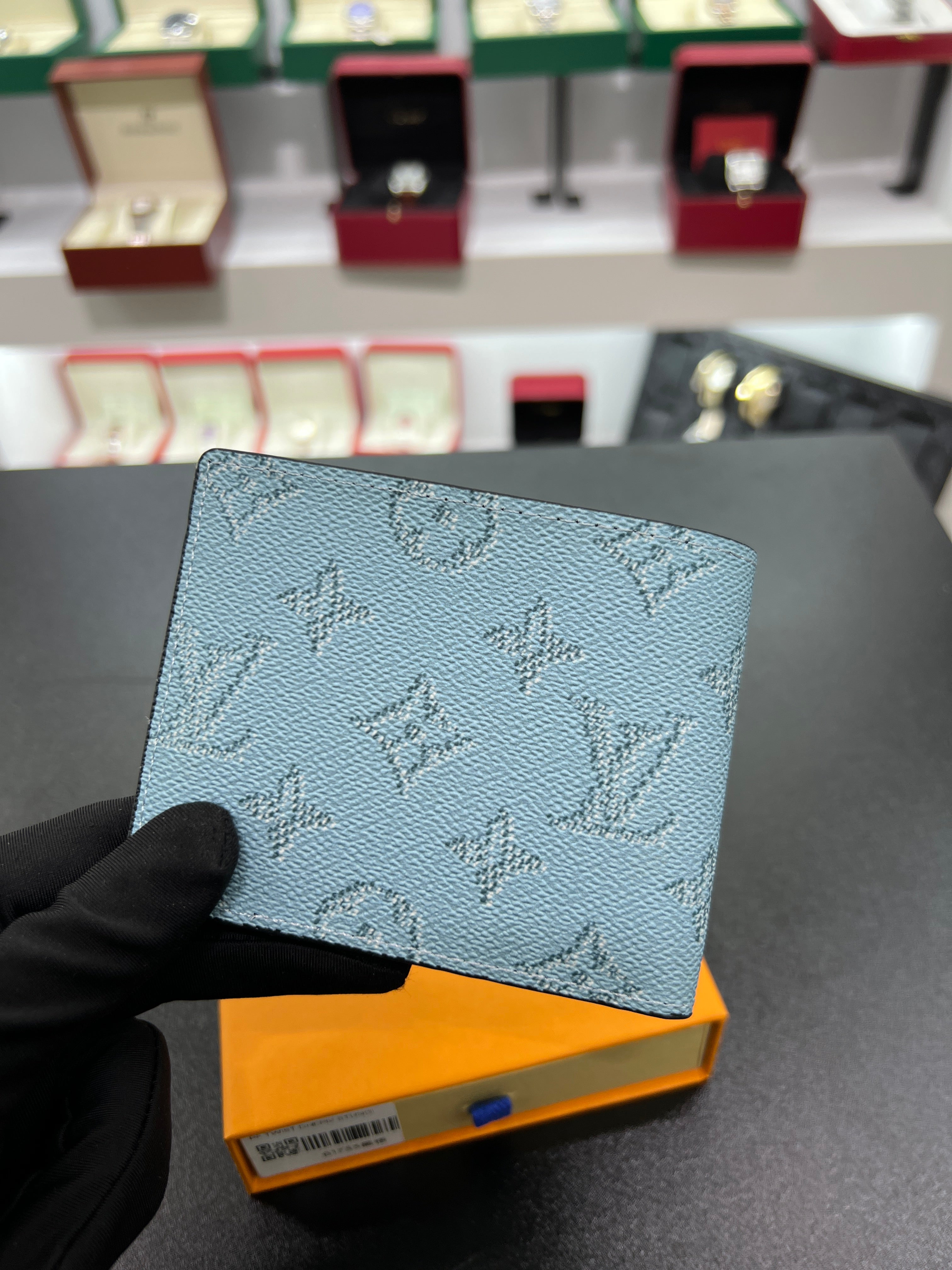 Multiple Wallet – Blue Monogram