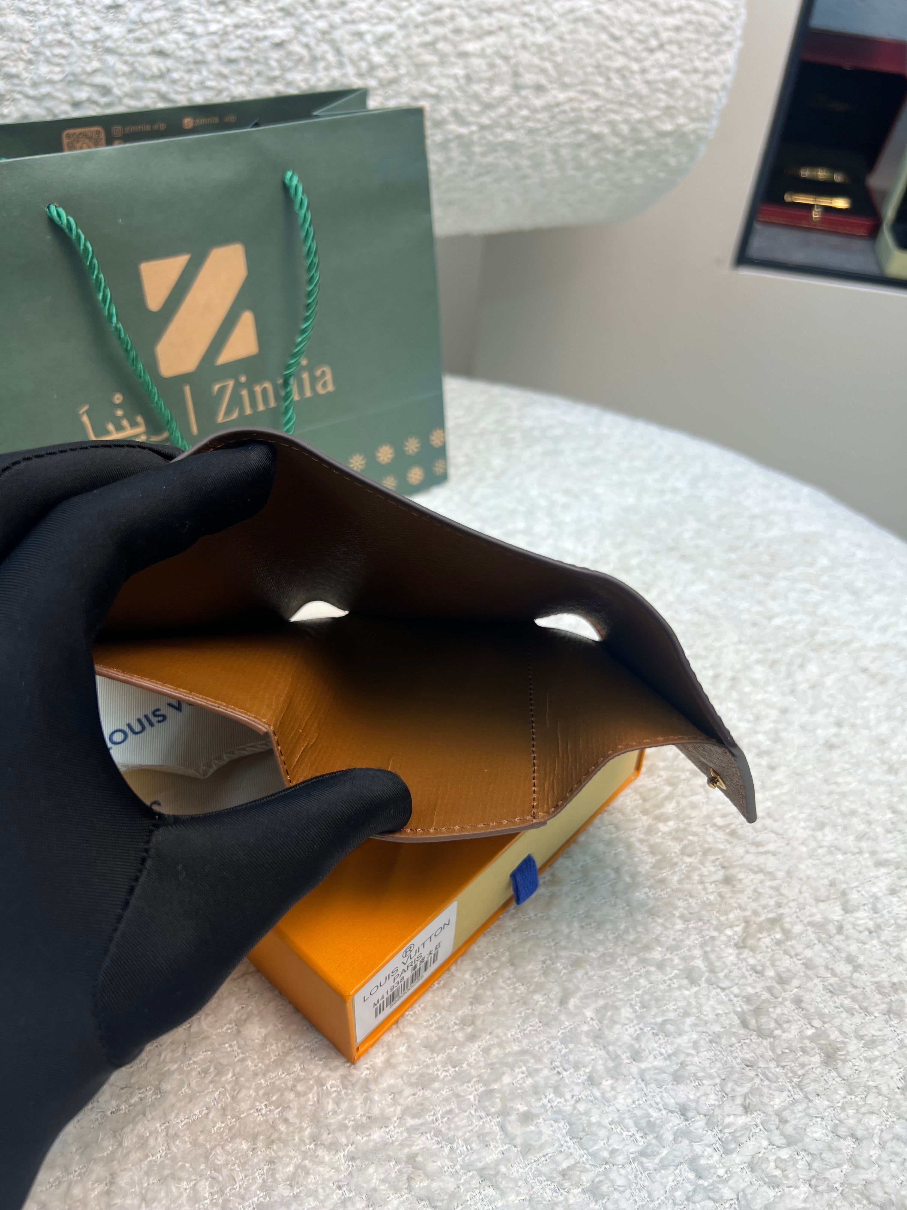 محفظة فيكتورين بنقشة المونوغرام Victorine Monogram Wallet