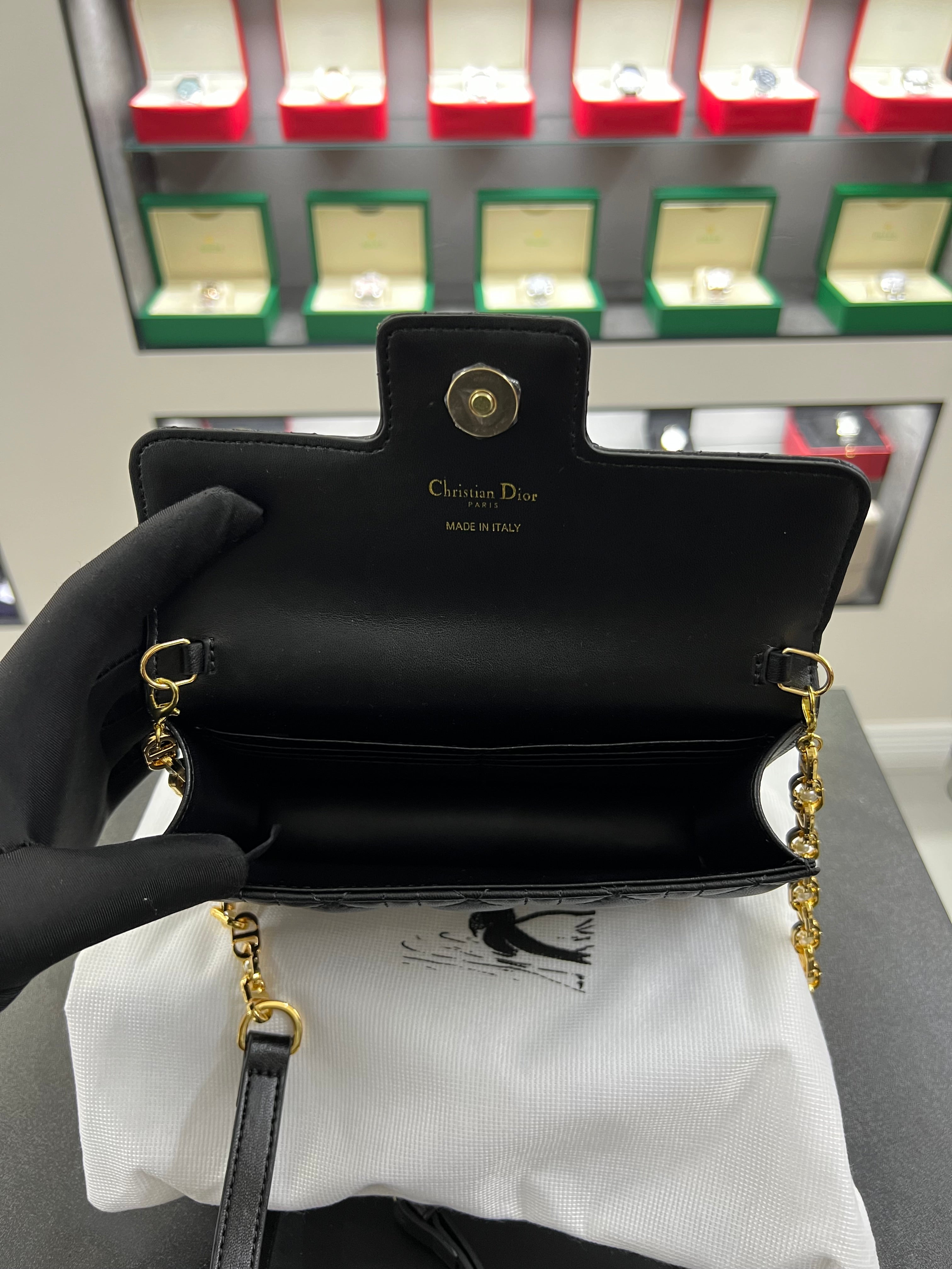 حقيبة كارو بسلسلة – أسود كاناج
Caro Chain Bag – Black Cannage