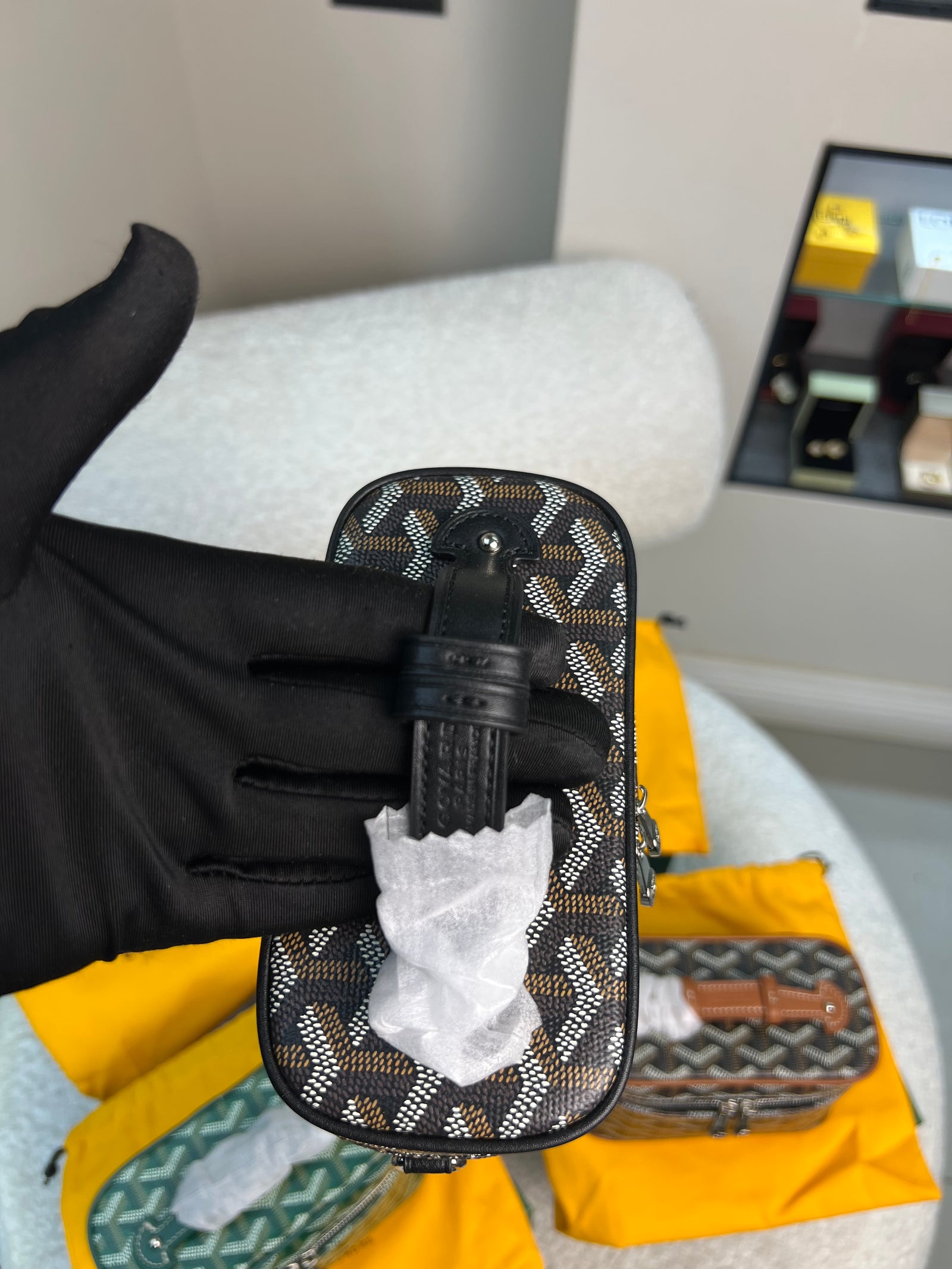 حقيبة ميوز فانيتي علبة تجميل بنقشة Muse Y Vanity Case