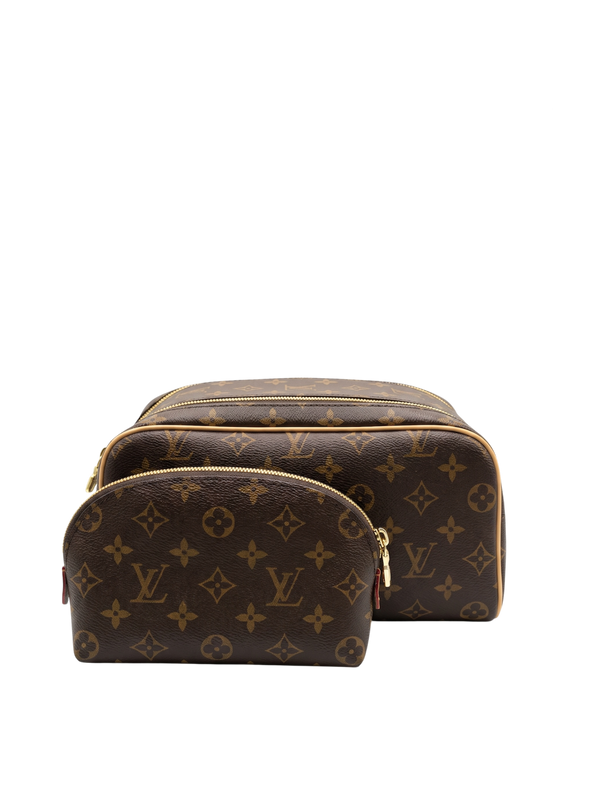 طقم حقيبتين مونوجرام (قطعتان)
Monogram Pouch Set (2 Pieces)