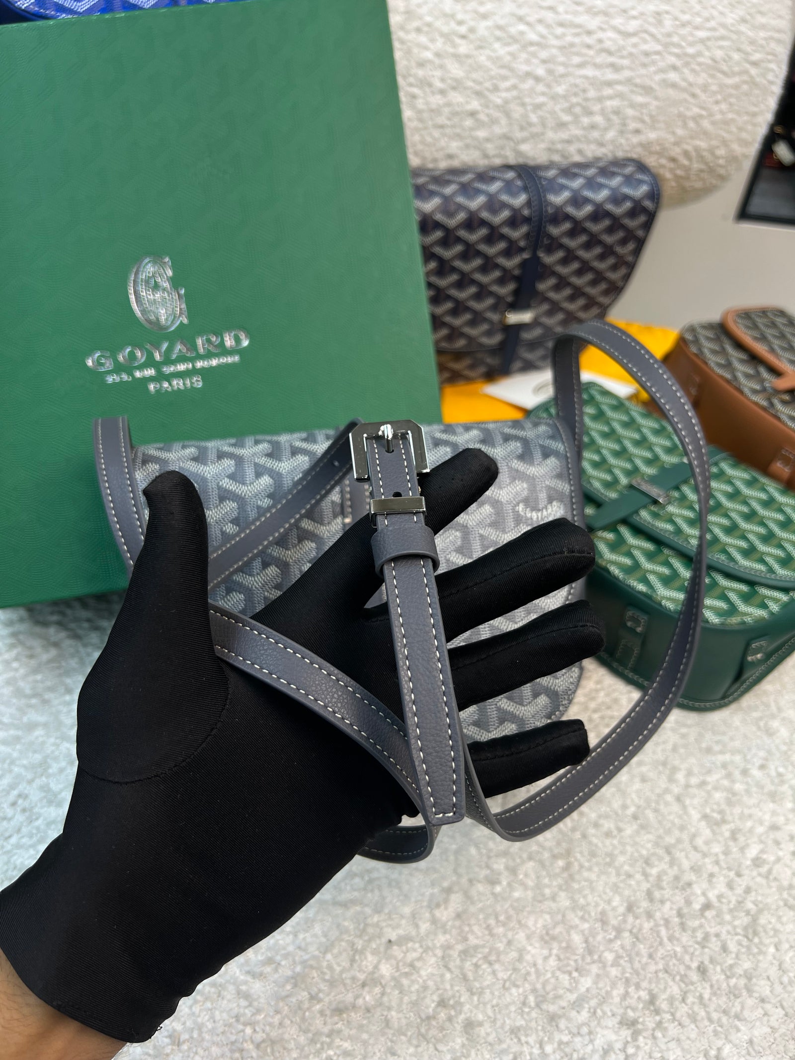حقيبة بلفيدير MM كروس بنقشة Y Belvedere MM