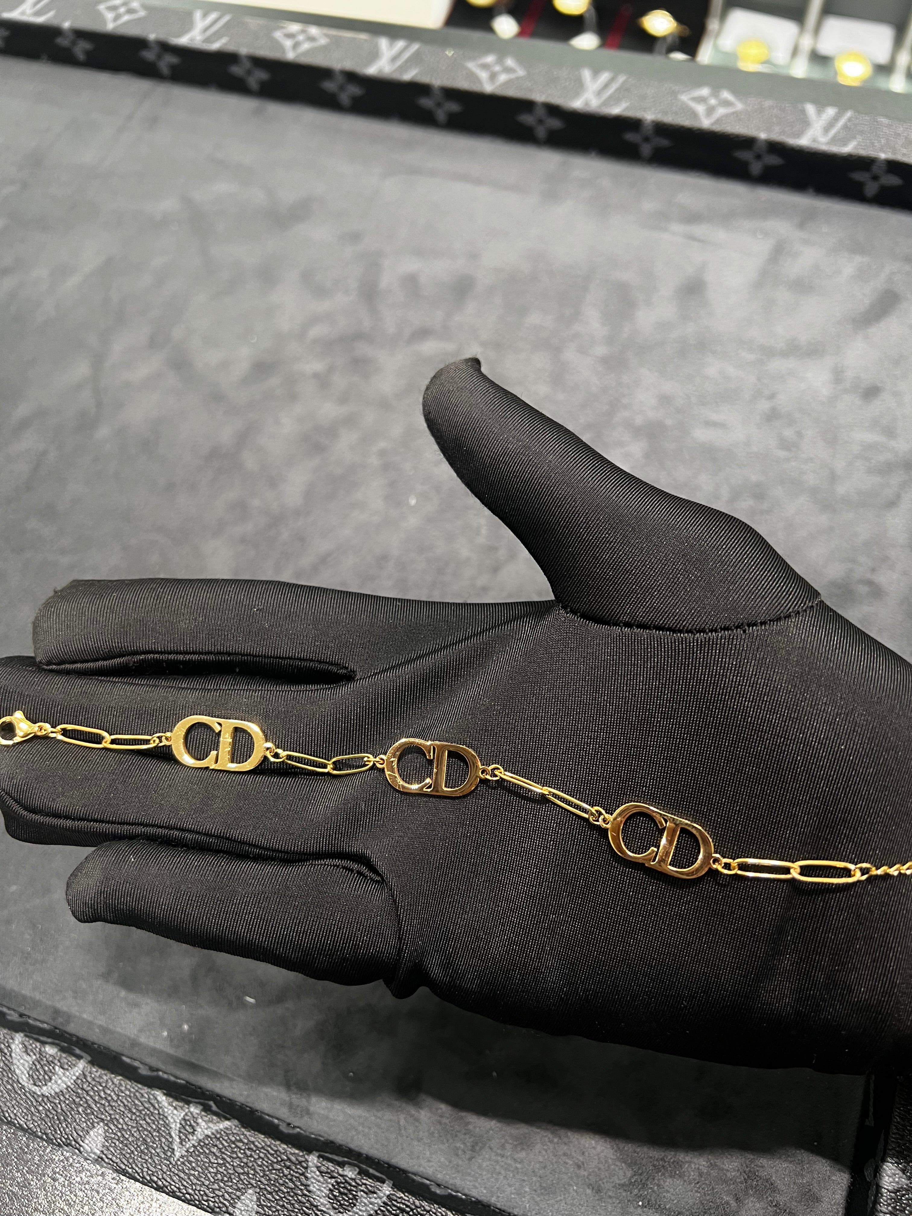 انسيال DIOR SPECIAL