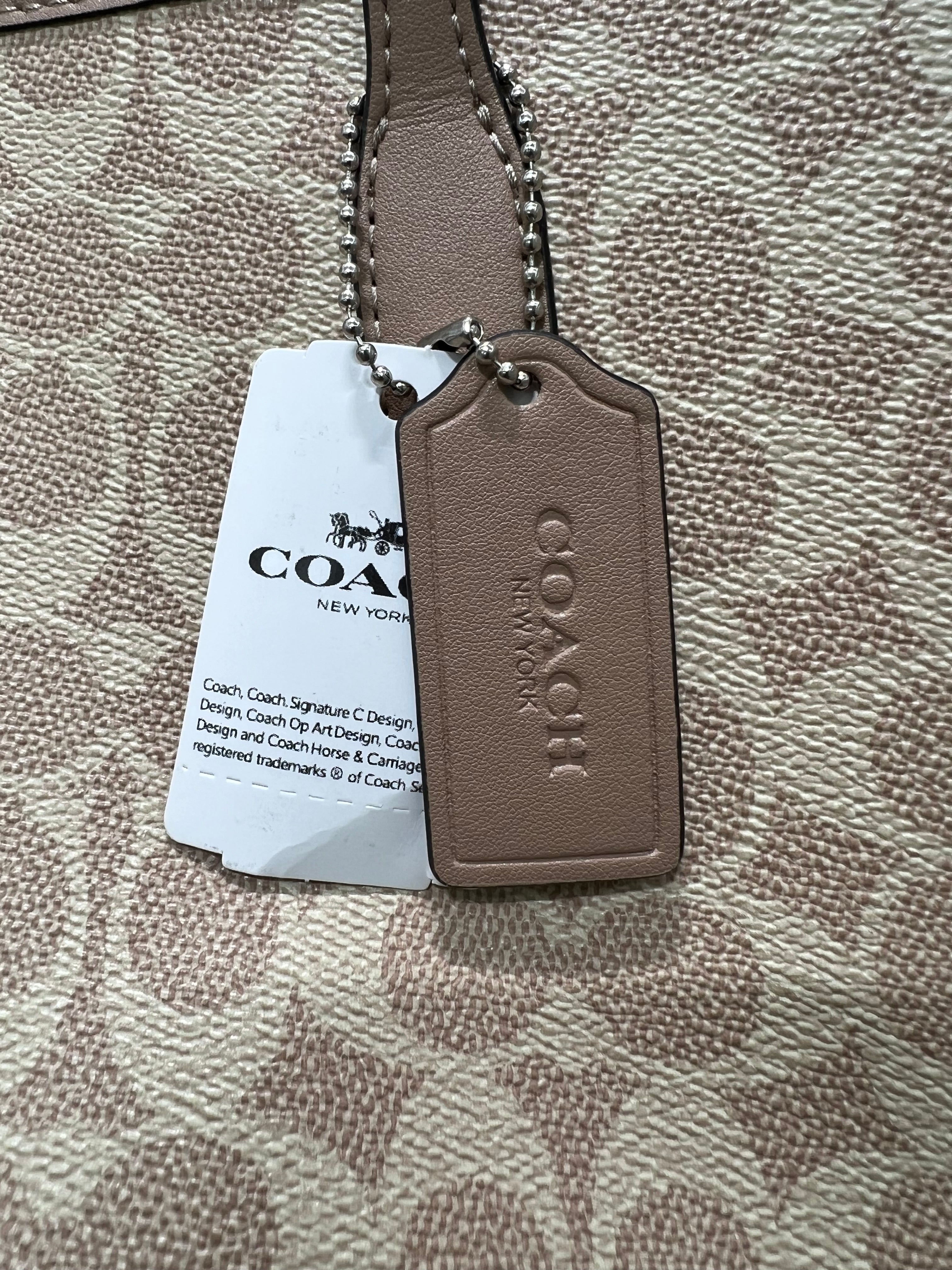 City Tote Bag In Signature Canvas