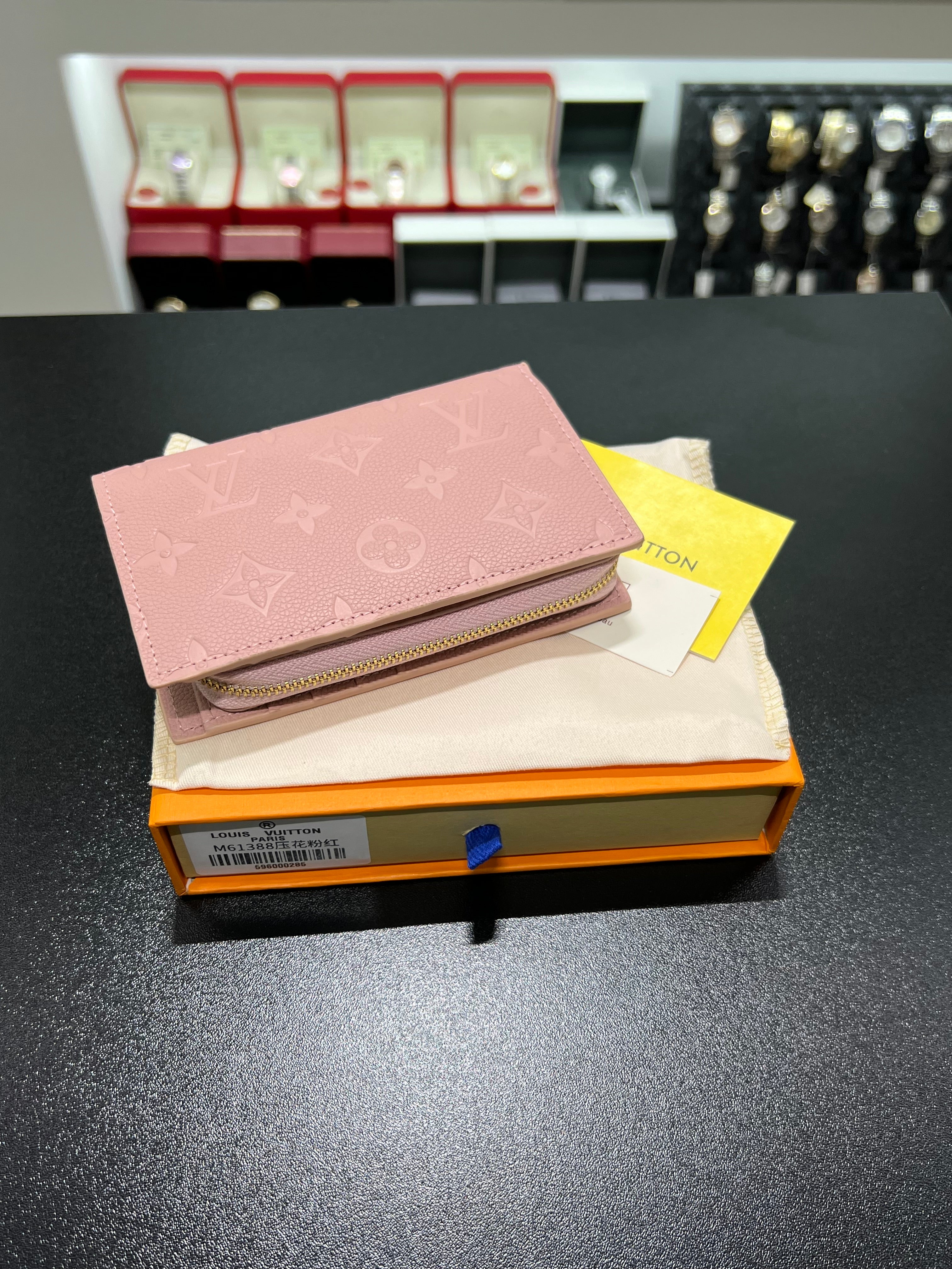 Monogram Empreinte big size pink