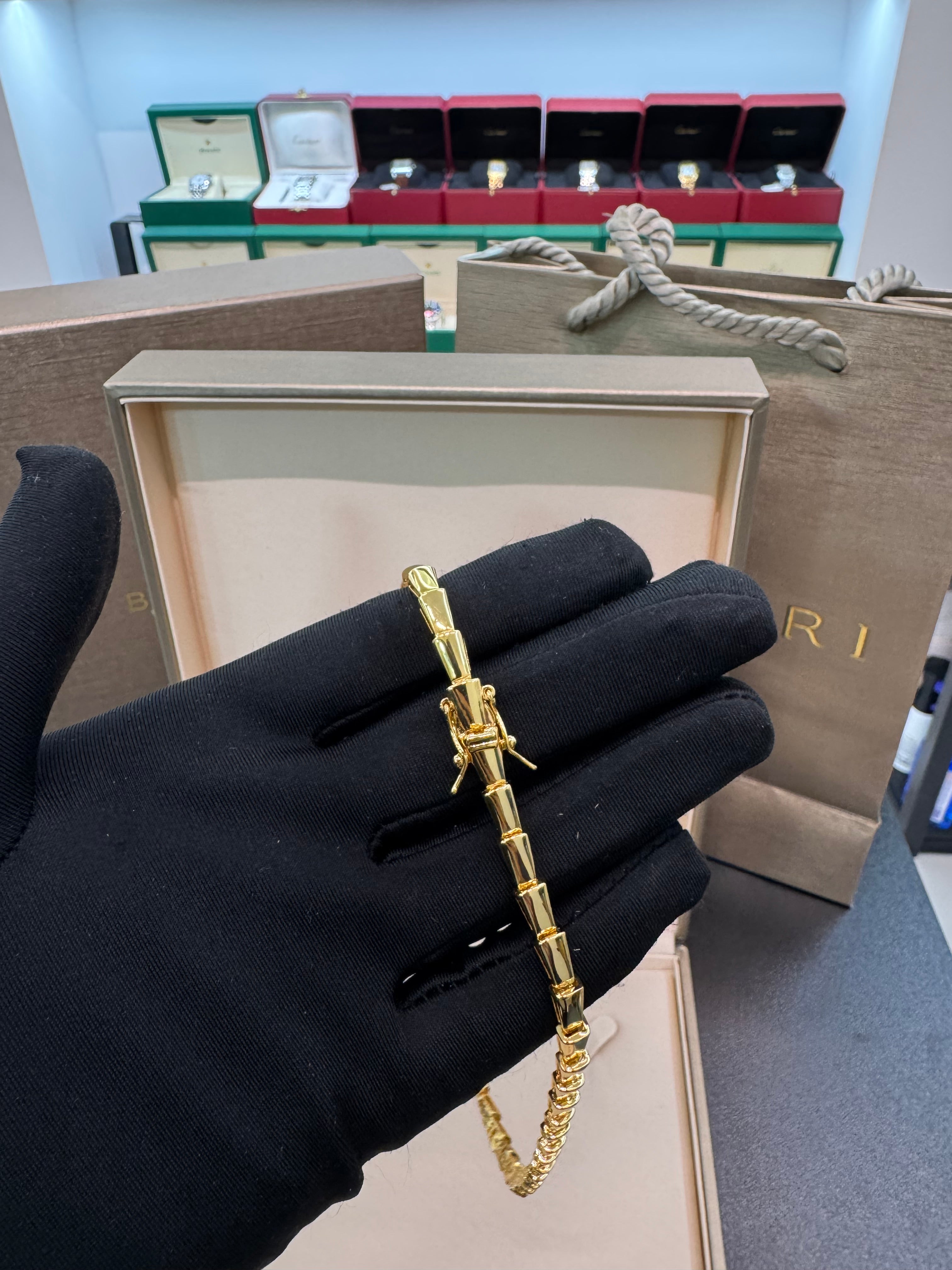 Serpenti Style Gold Necklace Set