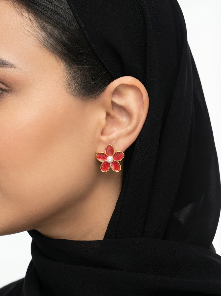 اقراط اذن الورده الحمراء