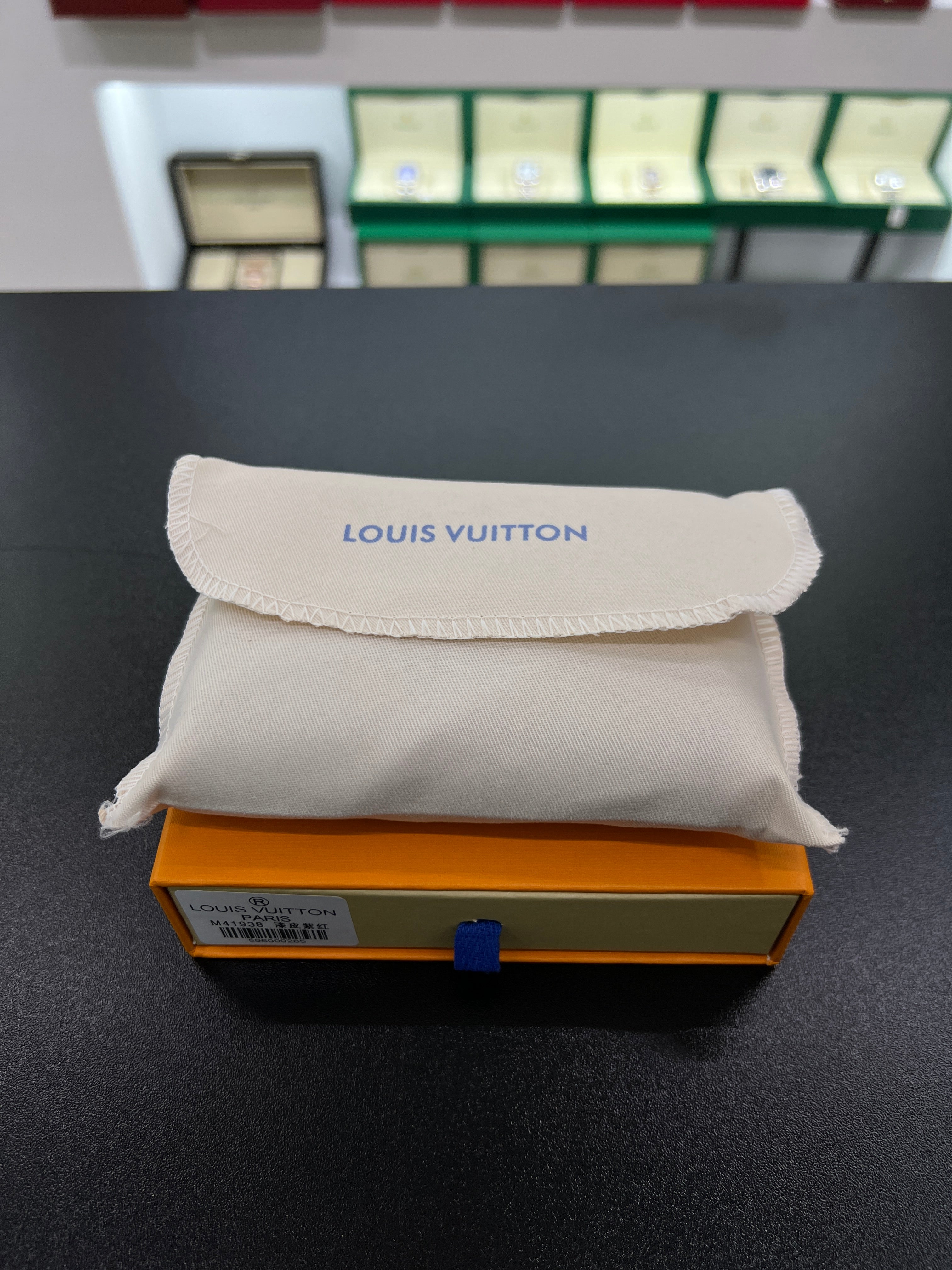 Victorine Wallet – Damier Ebene Canvas