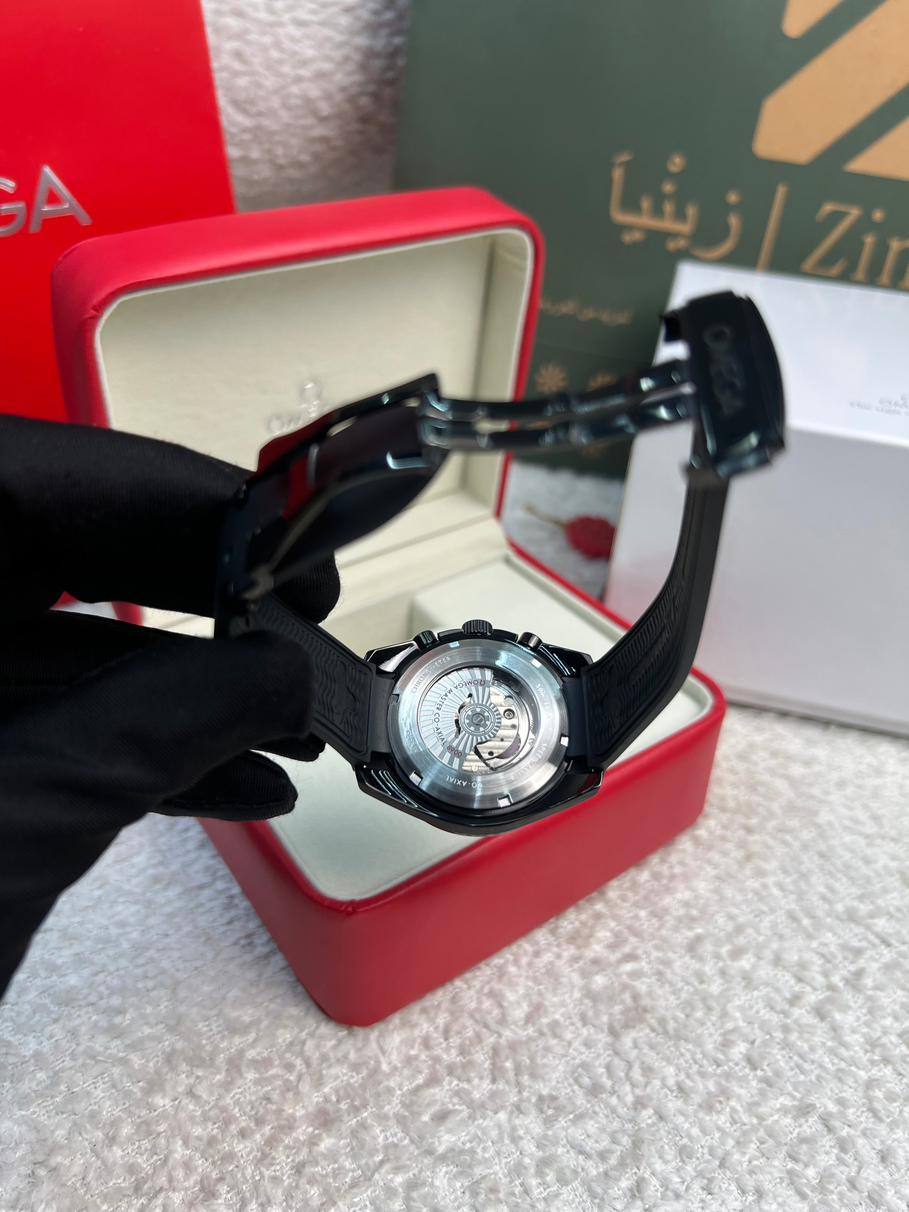 سبيدماستر واجهة القمر سيراميك أسود 44.25 مم Speedmaster Moonphase Black Ceramic